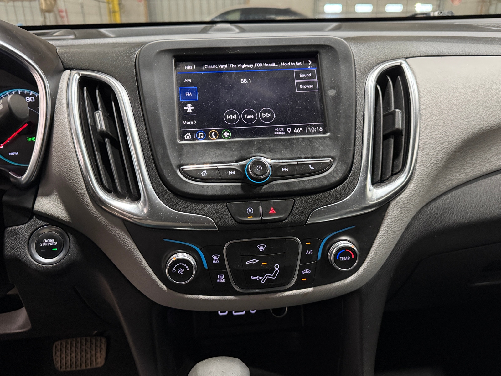 Thumbnail: 2024 Chevrolet Equinox - 4