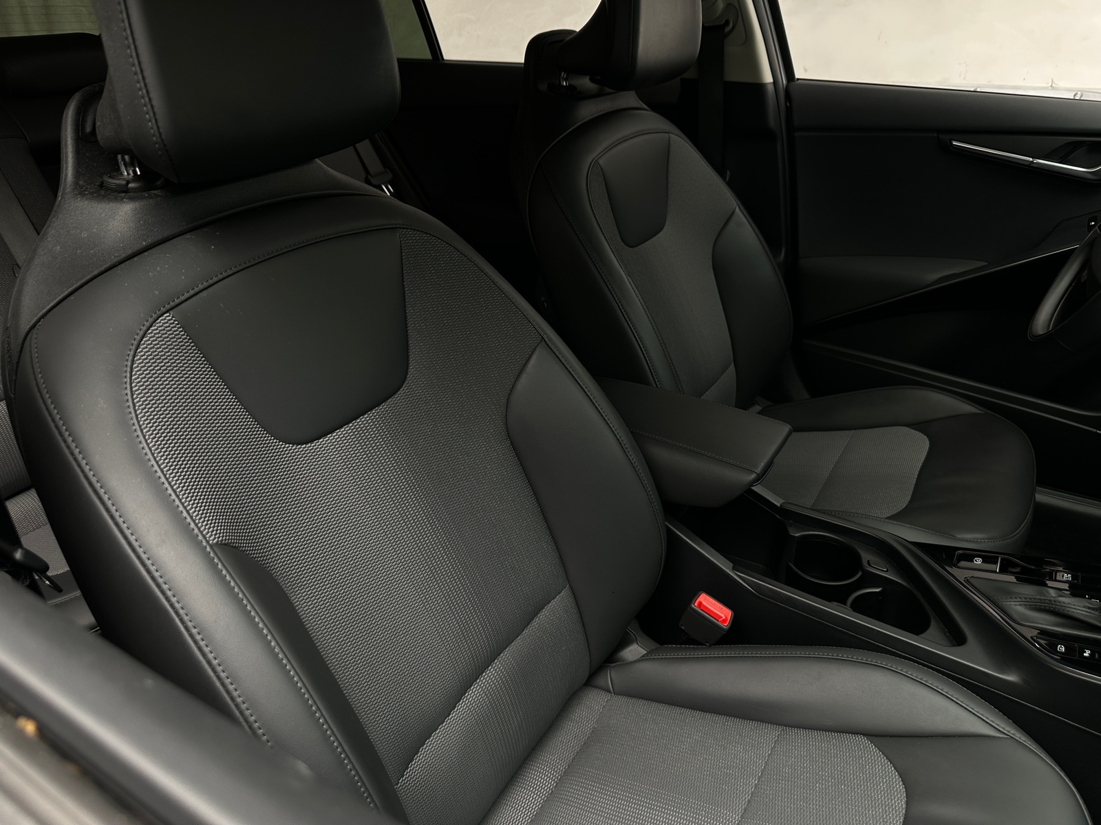 Thumbnail: 2024 Kia Niro - 2