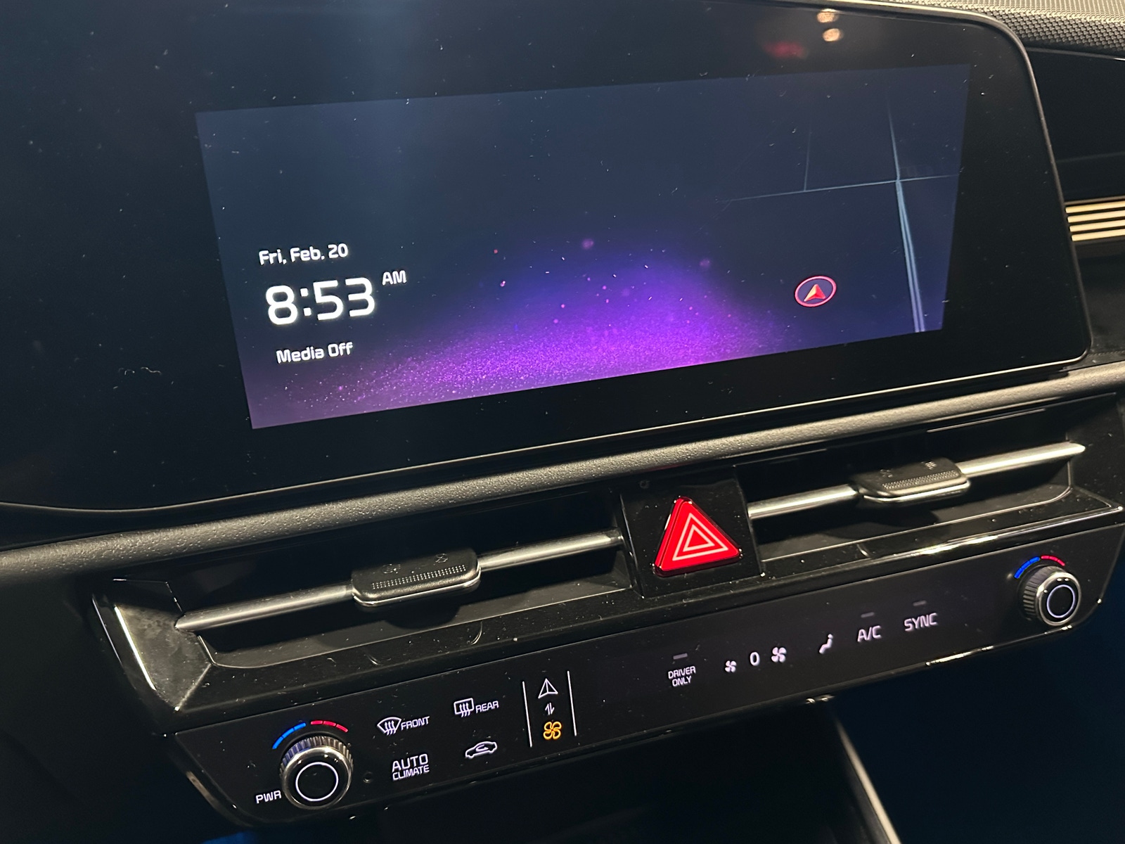 Thumbnail: 2024 Kia Niro - 4