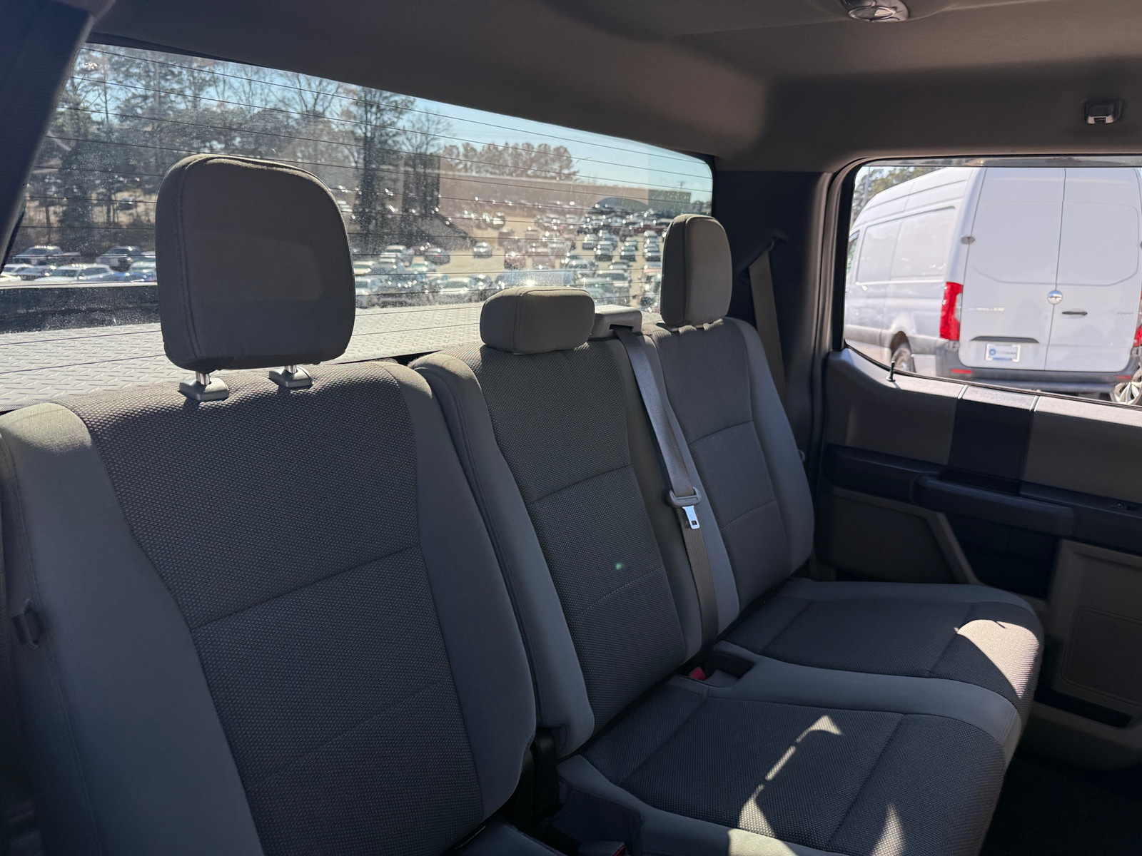 Thumbnail: 2019 Ford Econoline - 6