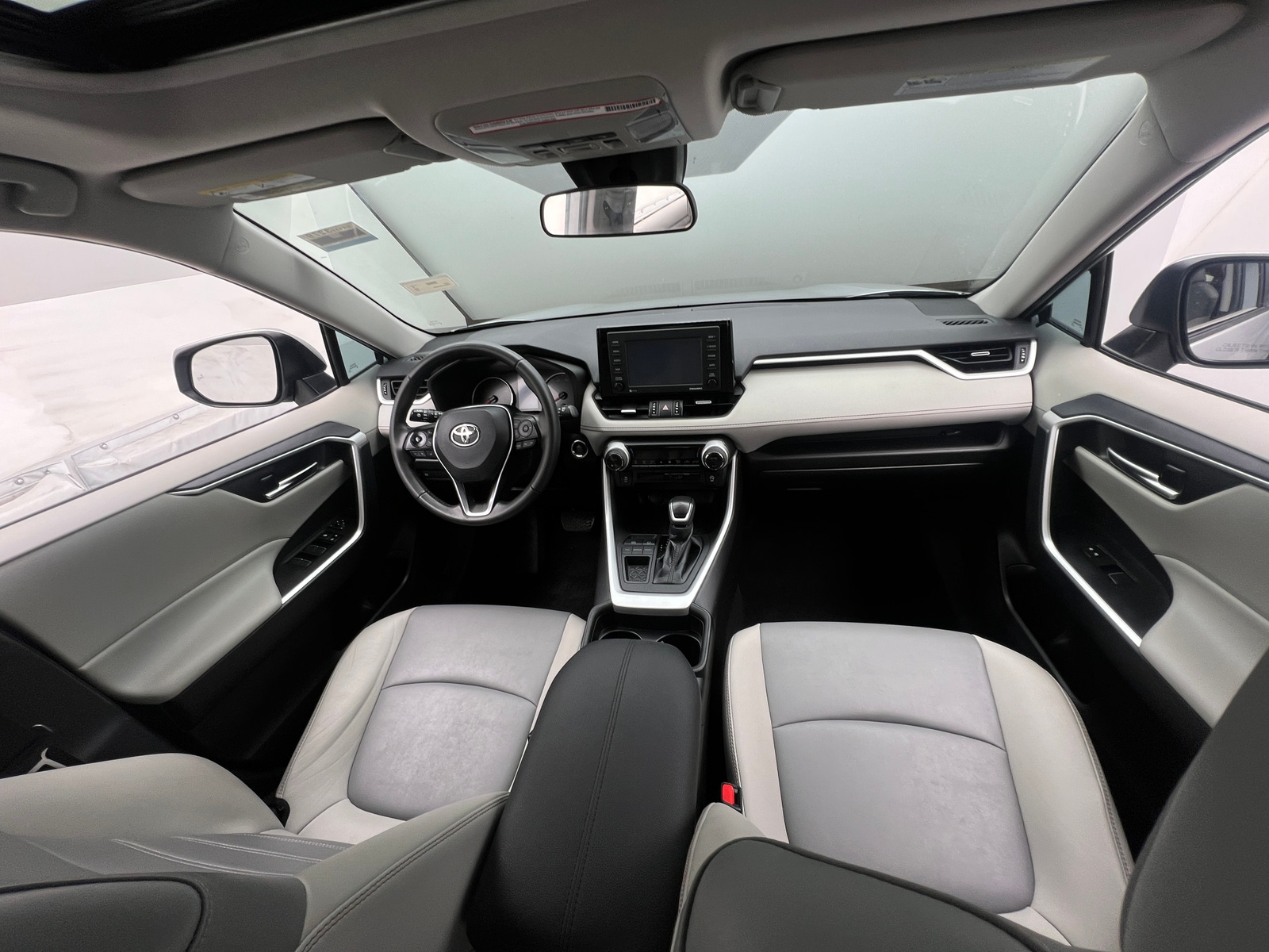 Thumbnail: 2021 Toyota RAV4 - 2