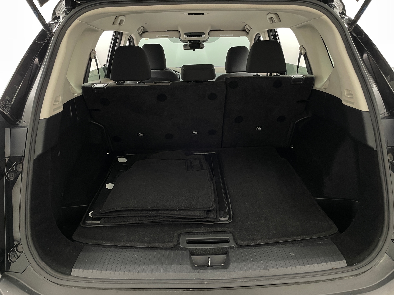 Thumbnail: 2023 Nissan Rogue - 7