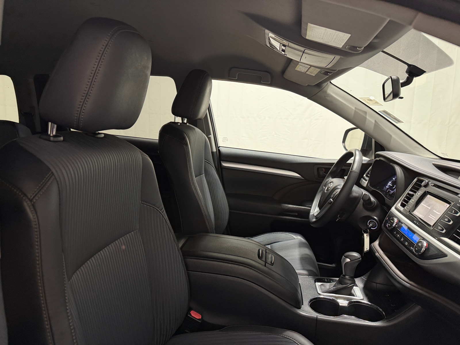 Thumbnail: 2014 Toyota Highlander - 2