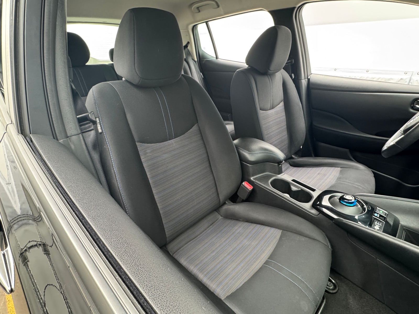 Thumbnail: 2022 Nissan Leaf - 2