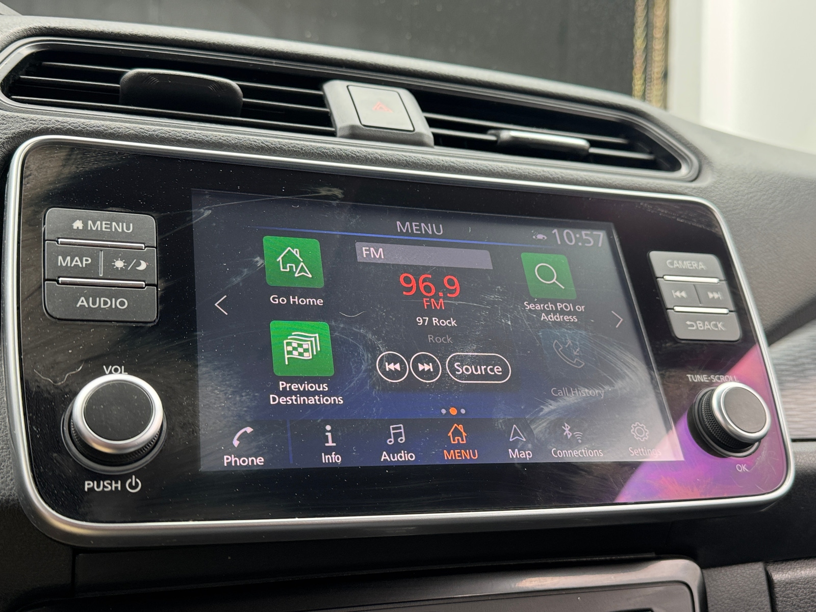 Thumbnail: 2022 Nissan Leaf - 4