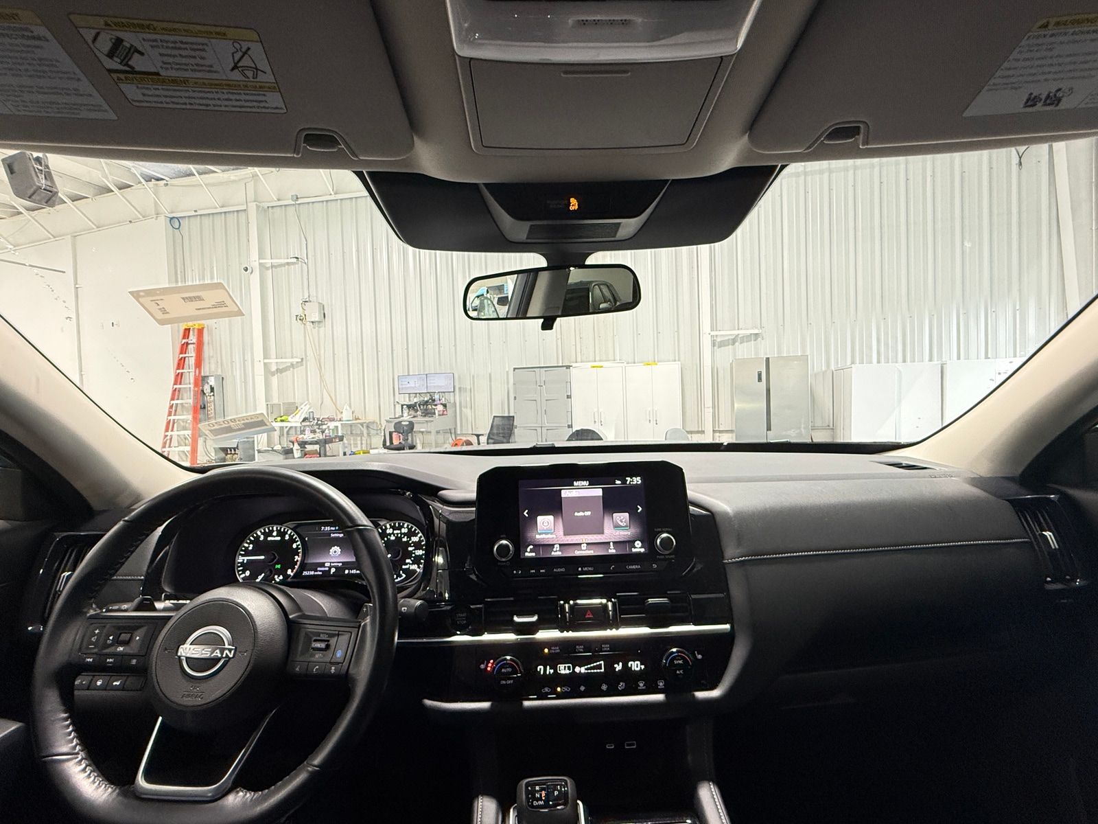 Thumbnail: 2025 Nissan Pathfinder - 3