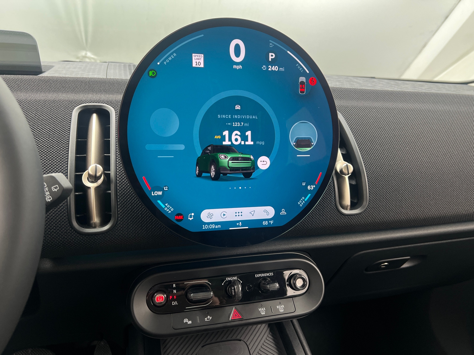 Thumbnail: 2025 MINI Cooper Countryman - 3