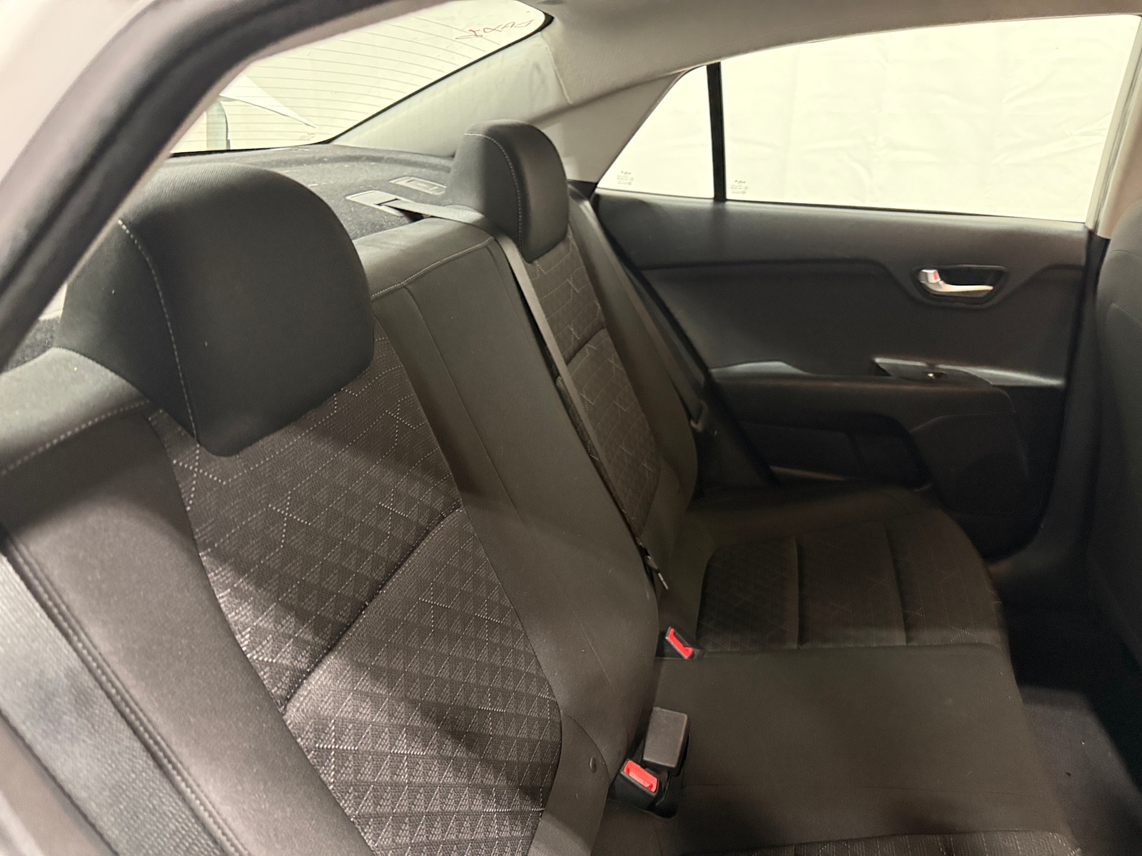 Thumbnail: 2023 Kia Rio - 6