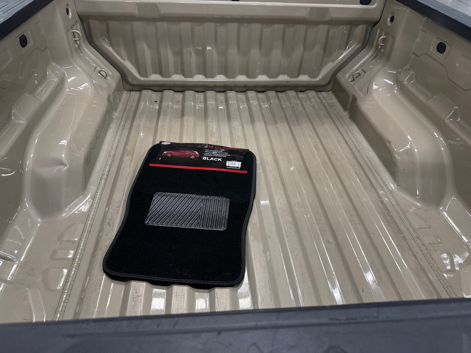 Thumbnail: 2024 Chevrolet Colorado - 7