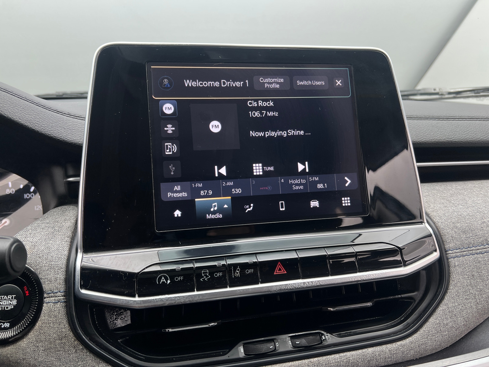 Thumbnail: 2022 Jeep Compass - 3