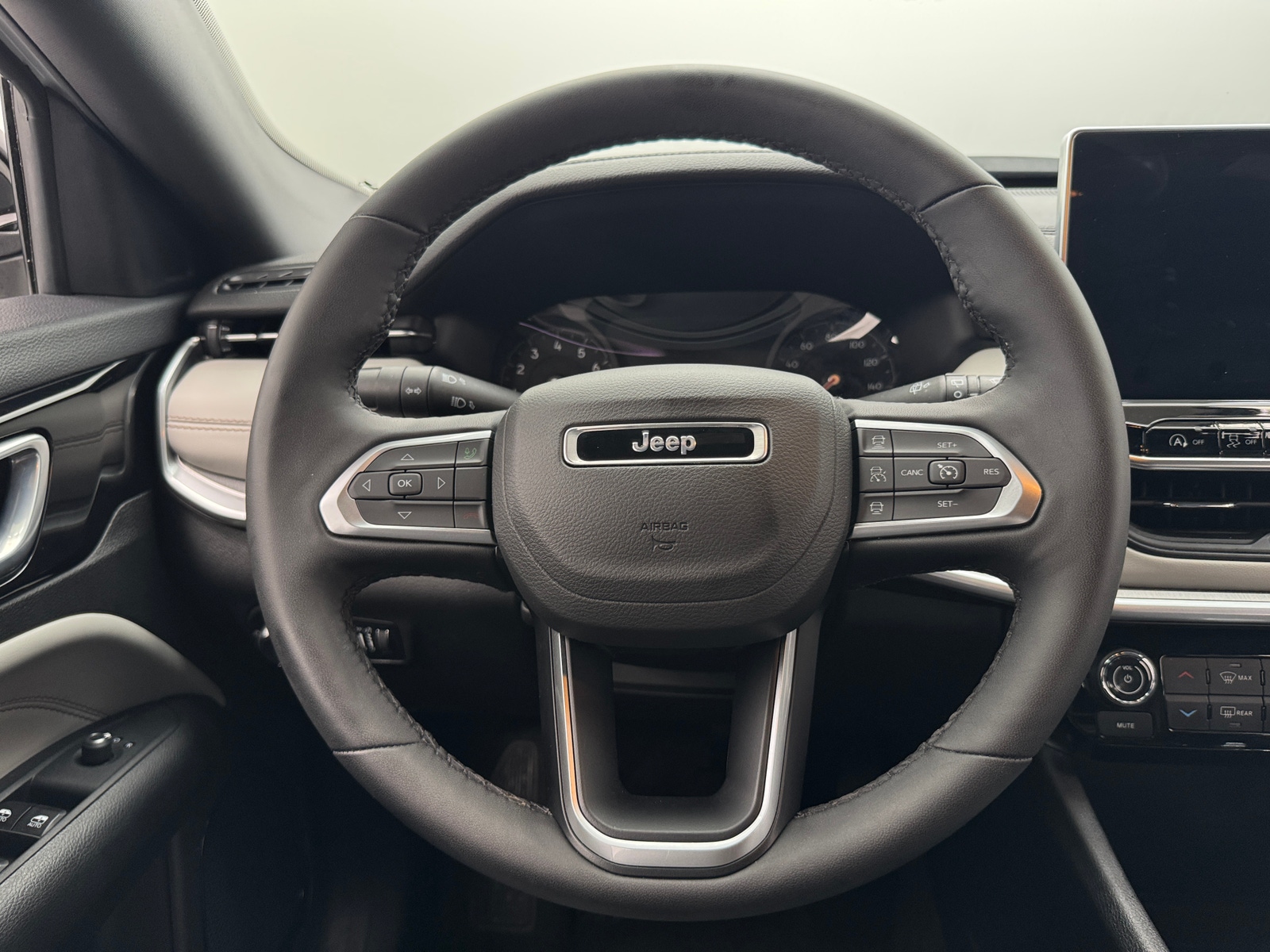 Thumbnail: 2025 Jeep Compass - 4