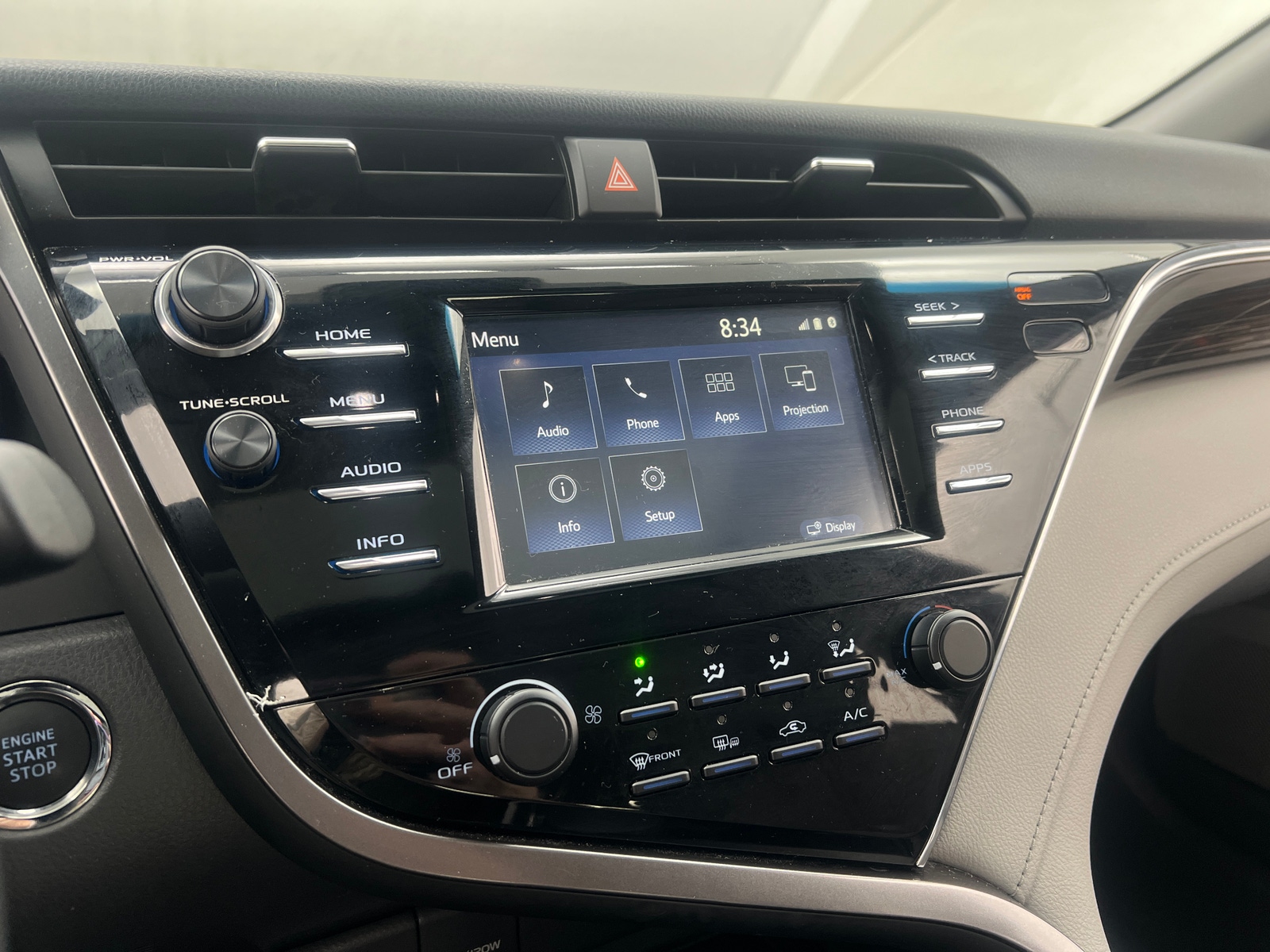 Thumbnail: 2018 Toyota Camry - 4