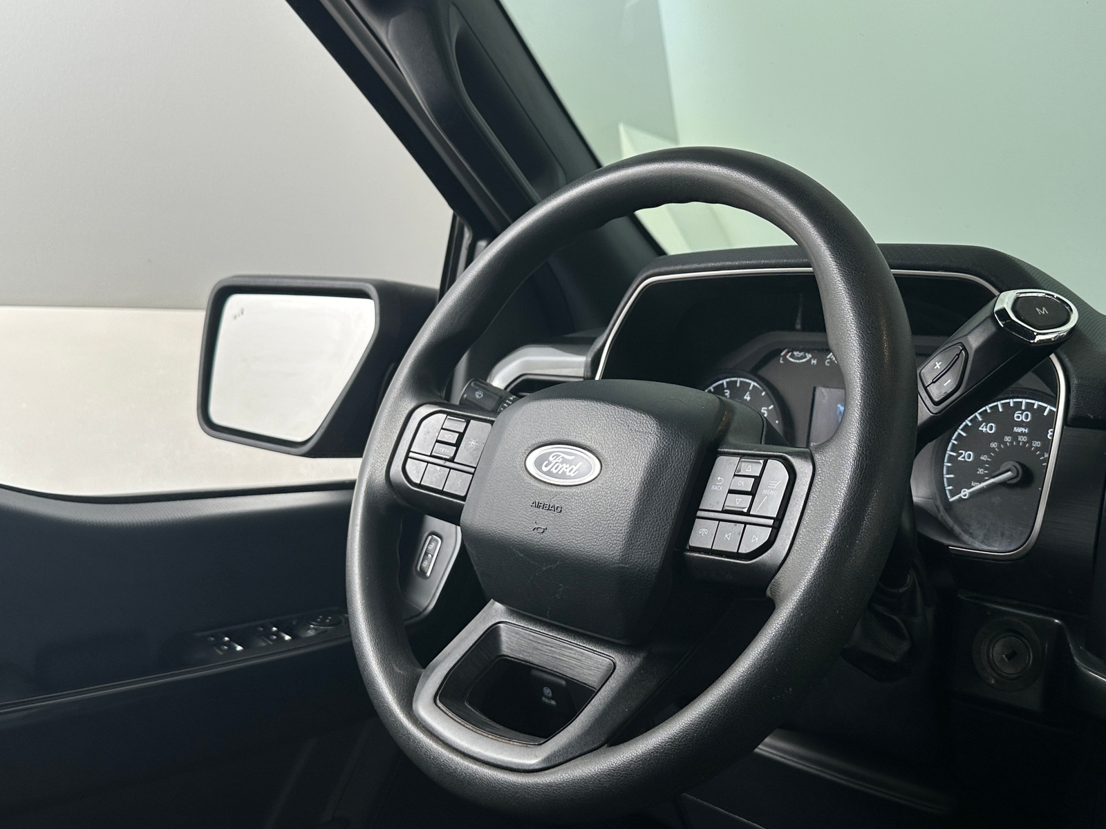 Thumbnail: 2023 Ford Econoline - 5