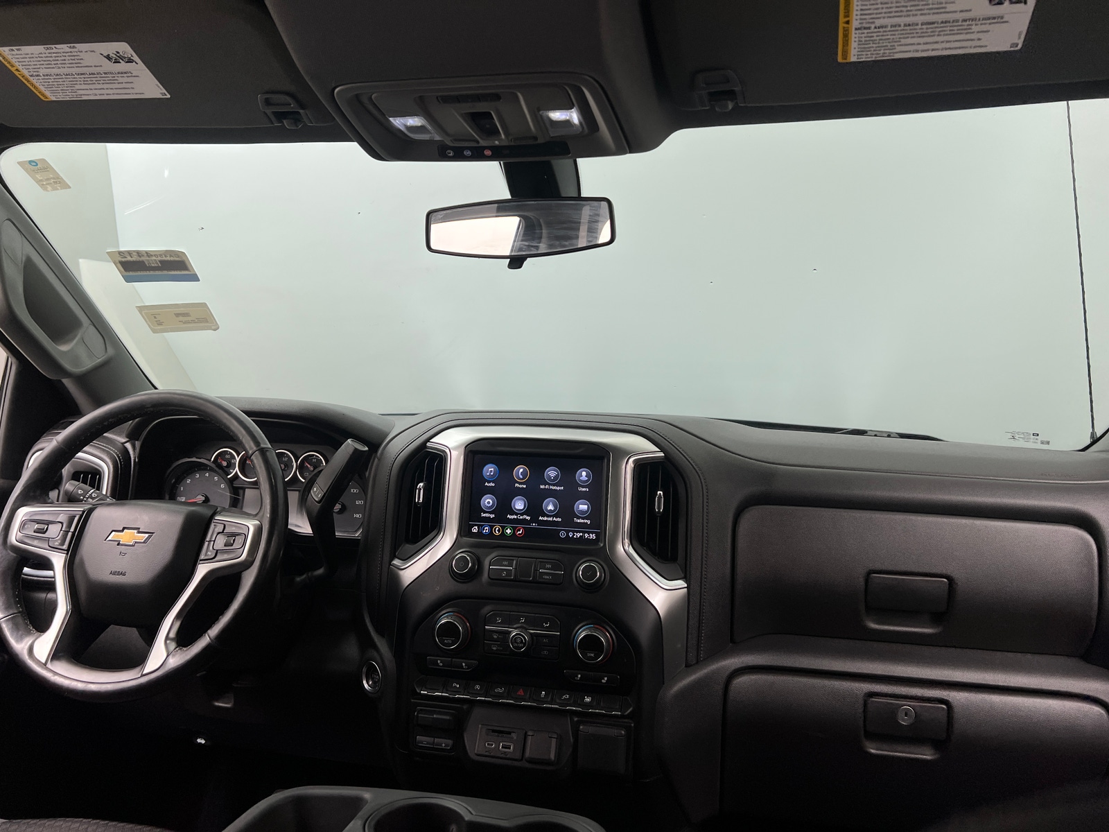 Thumbnail: 2020 Chevrolet Silverado 1500 - 3