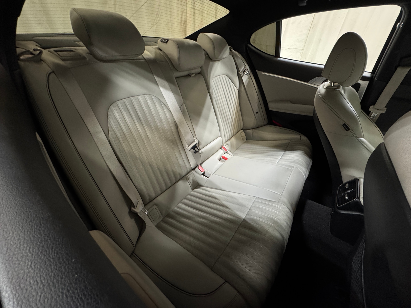 Thumbnail: 2022 Genesis G70 - 5