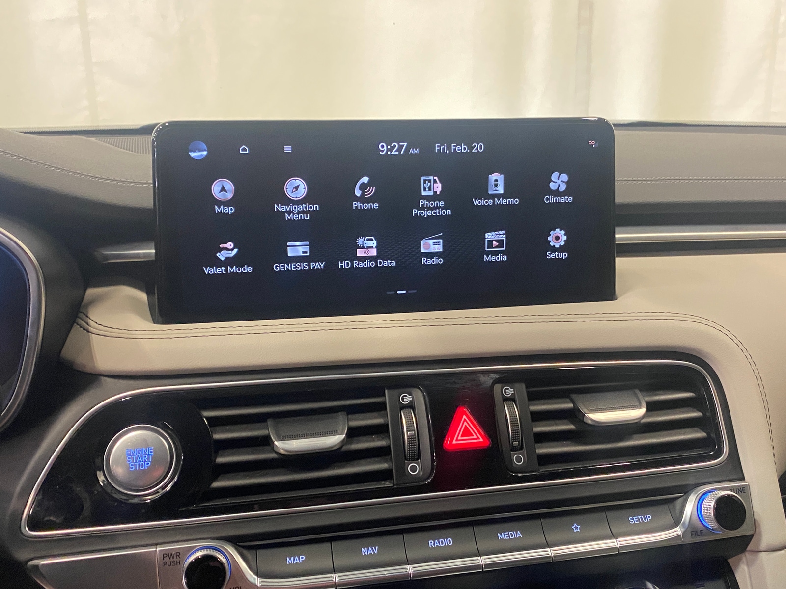 Thumbnail: 2022 Genesis G70 - 3