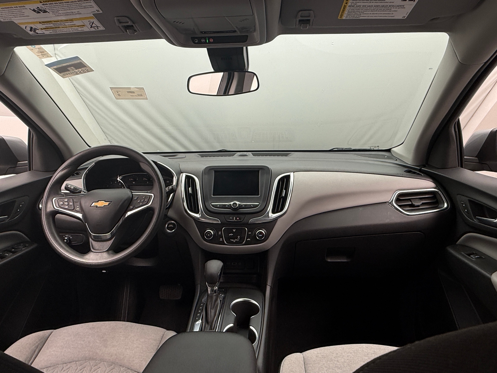 Thumbnail: 2023 Chevrolet Equinox - 3