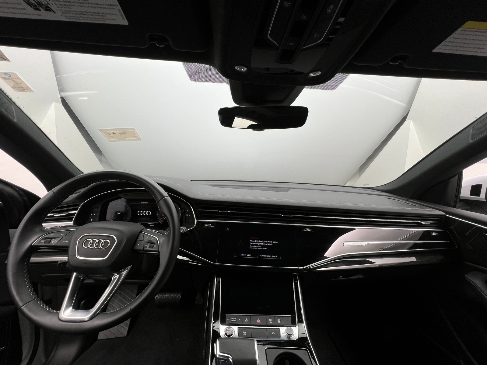 Thumbnail: 2023 Audi Q8 - 2