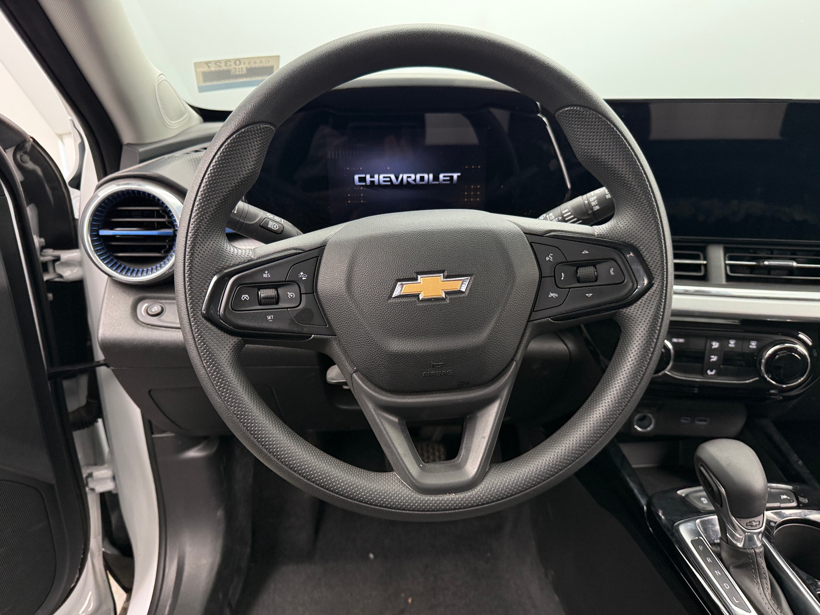 Thumbnail: 2025 Chevrolet Trax - 5