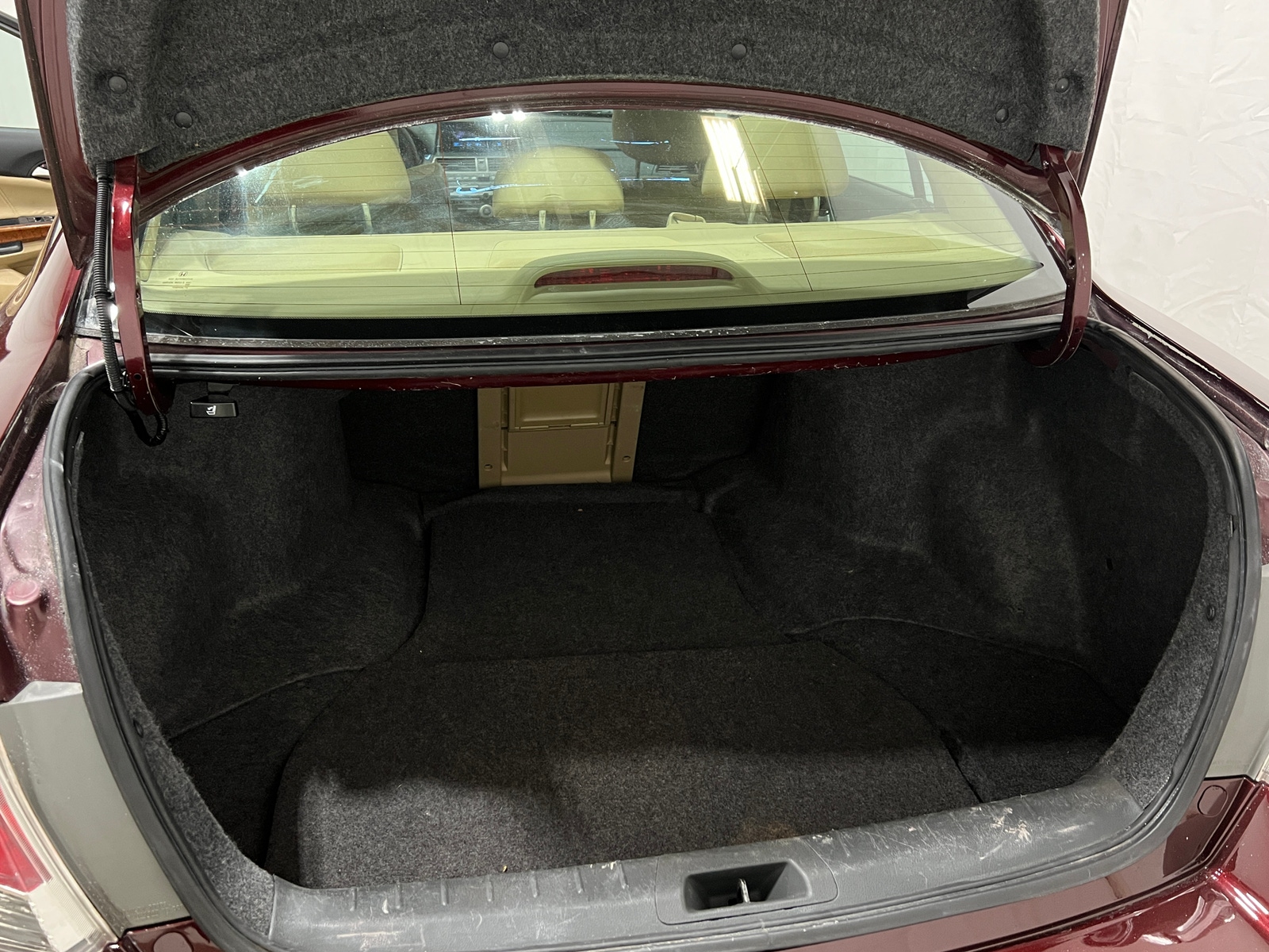 Thumbnail: 2011 Honda Accord - 6