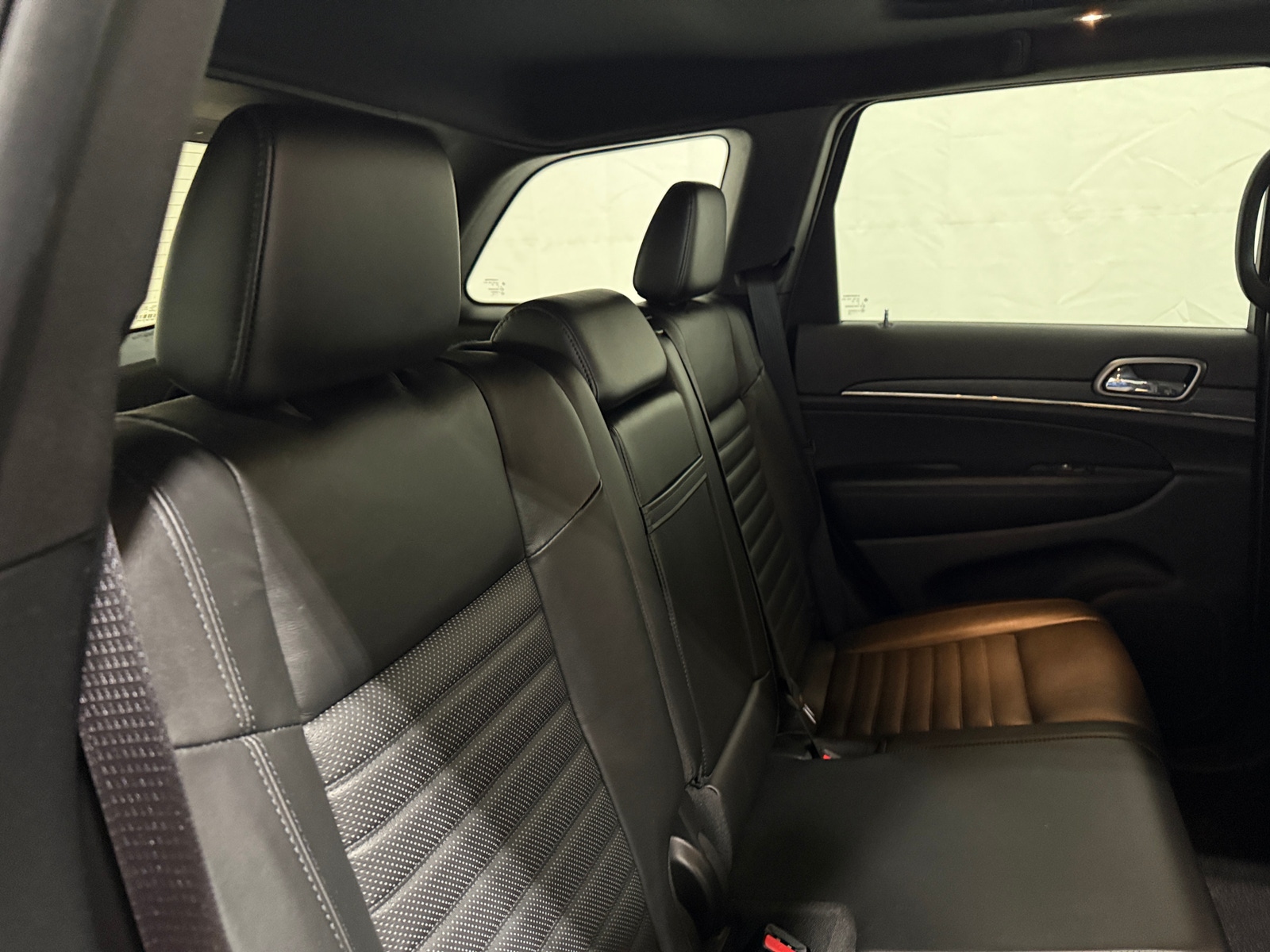 Thumbnail: 2020 Jeep Grand Cherokee - 5