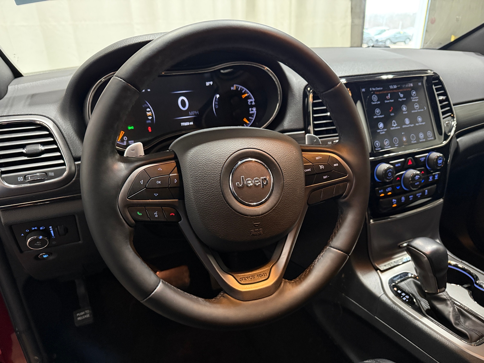 Thumbnail: 2020 Jeep Grand Cherokee - 4