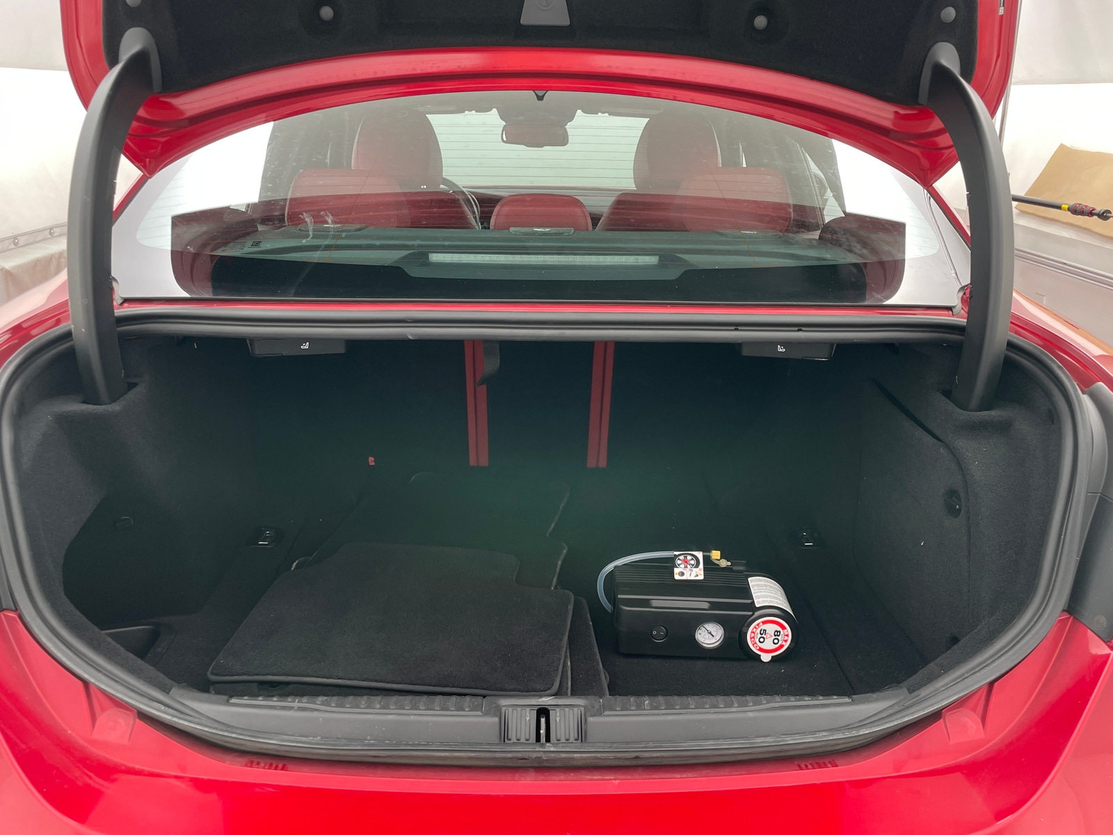 Thumbnail: 2022 Alfa Romeo Giulia - 6