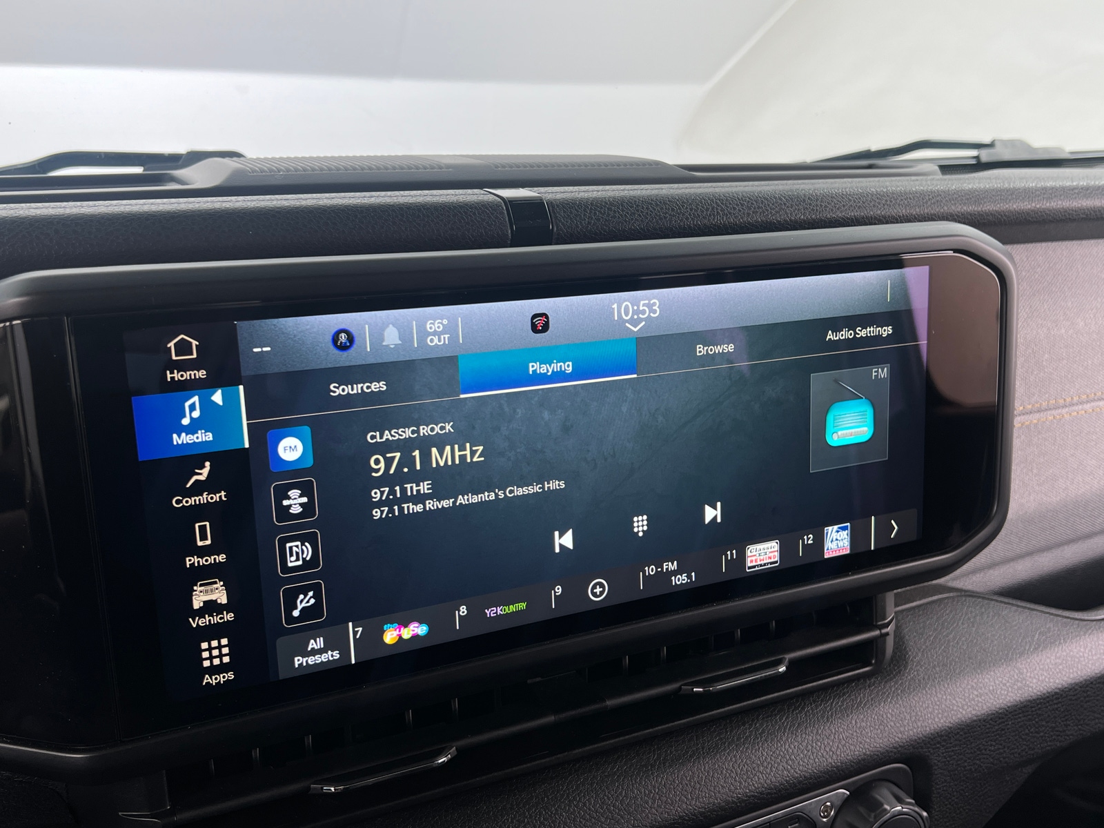 Thumbnail: 2025 Jeep Wrangler - 4