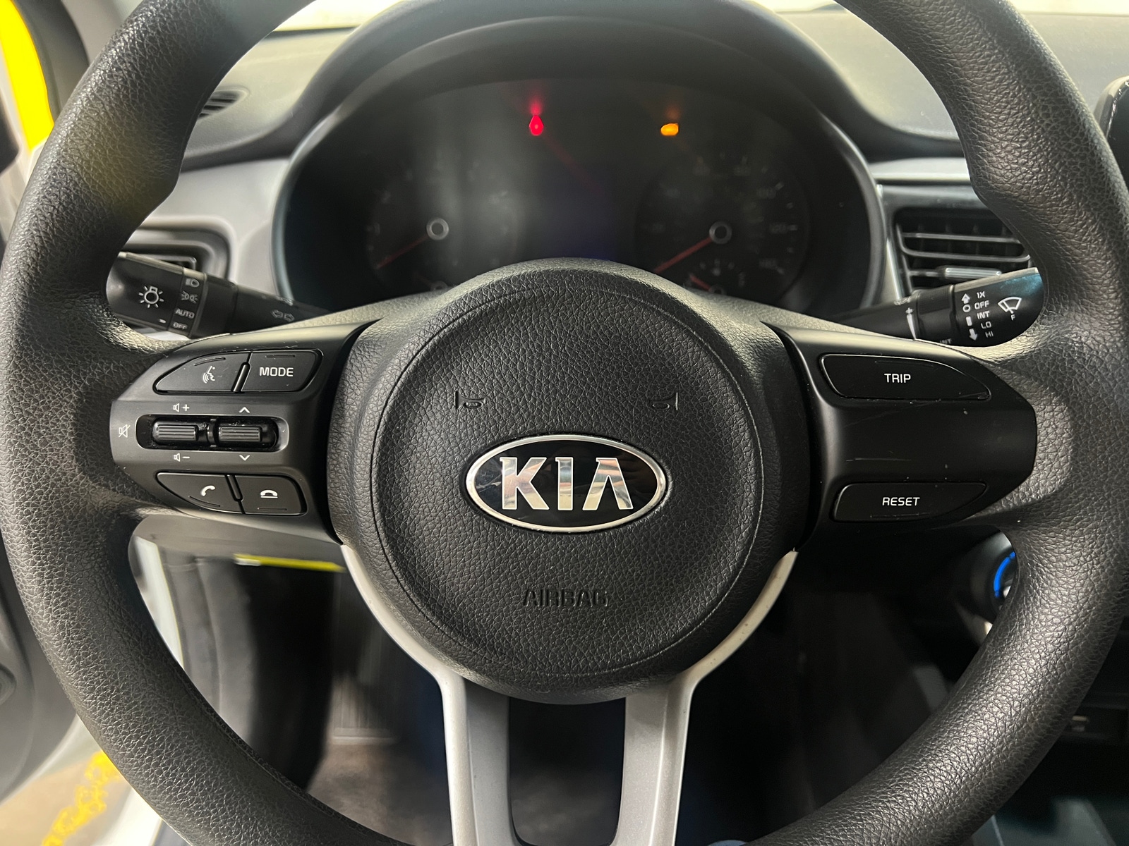 Thumbnail: 2021 Kia Rio - 5