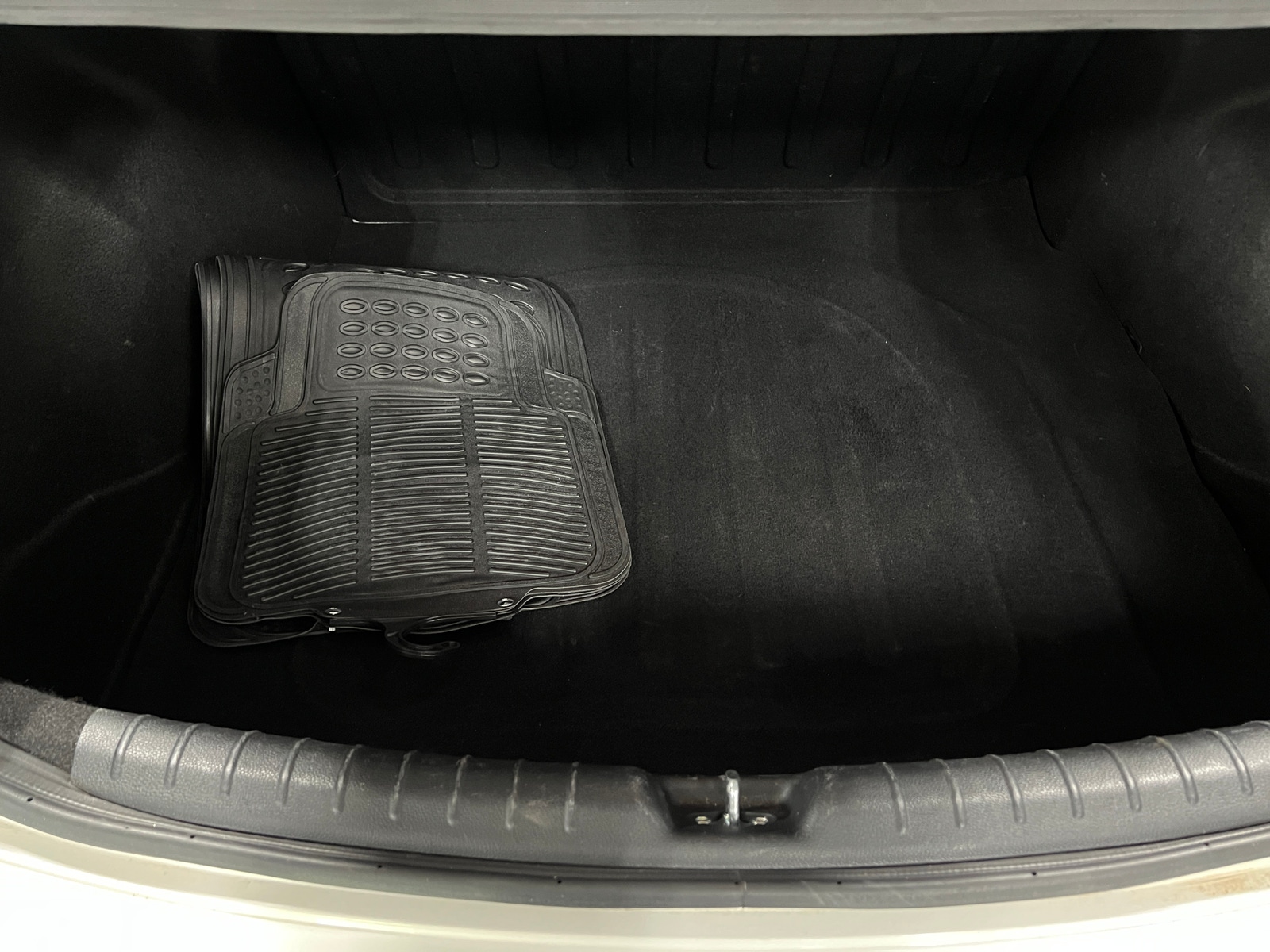 Thumbnail: 2021 Kia Rio - 7