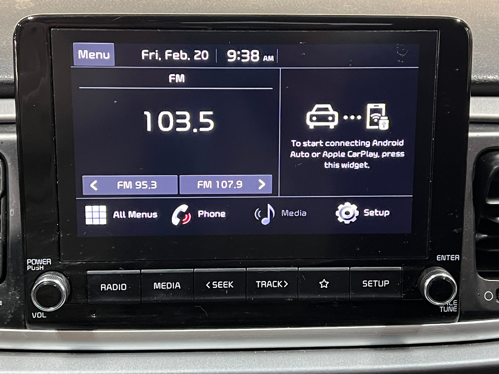 Thumbnail: 2021 Kia Rio - 4