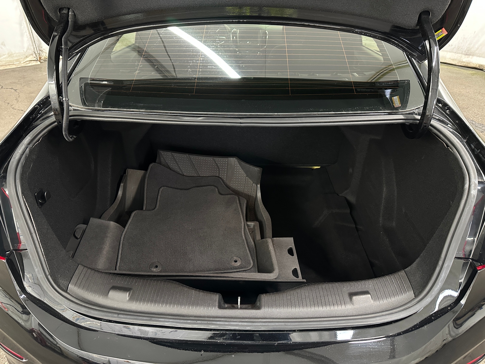 Thumbnail: 2019 Chevrolet Cruze - 7