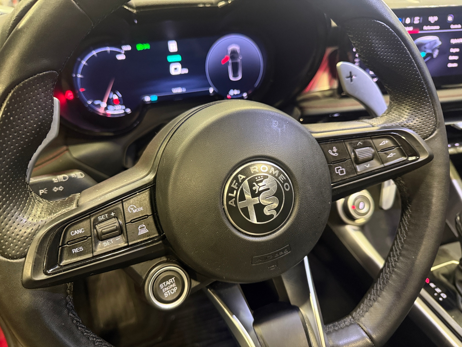 Thumbnail: 2025 Alfa Romeo Tonale - 4