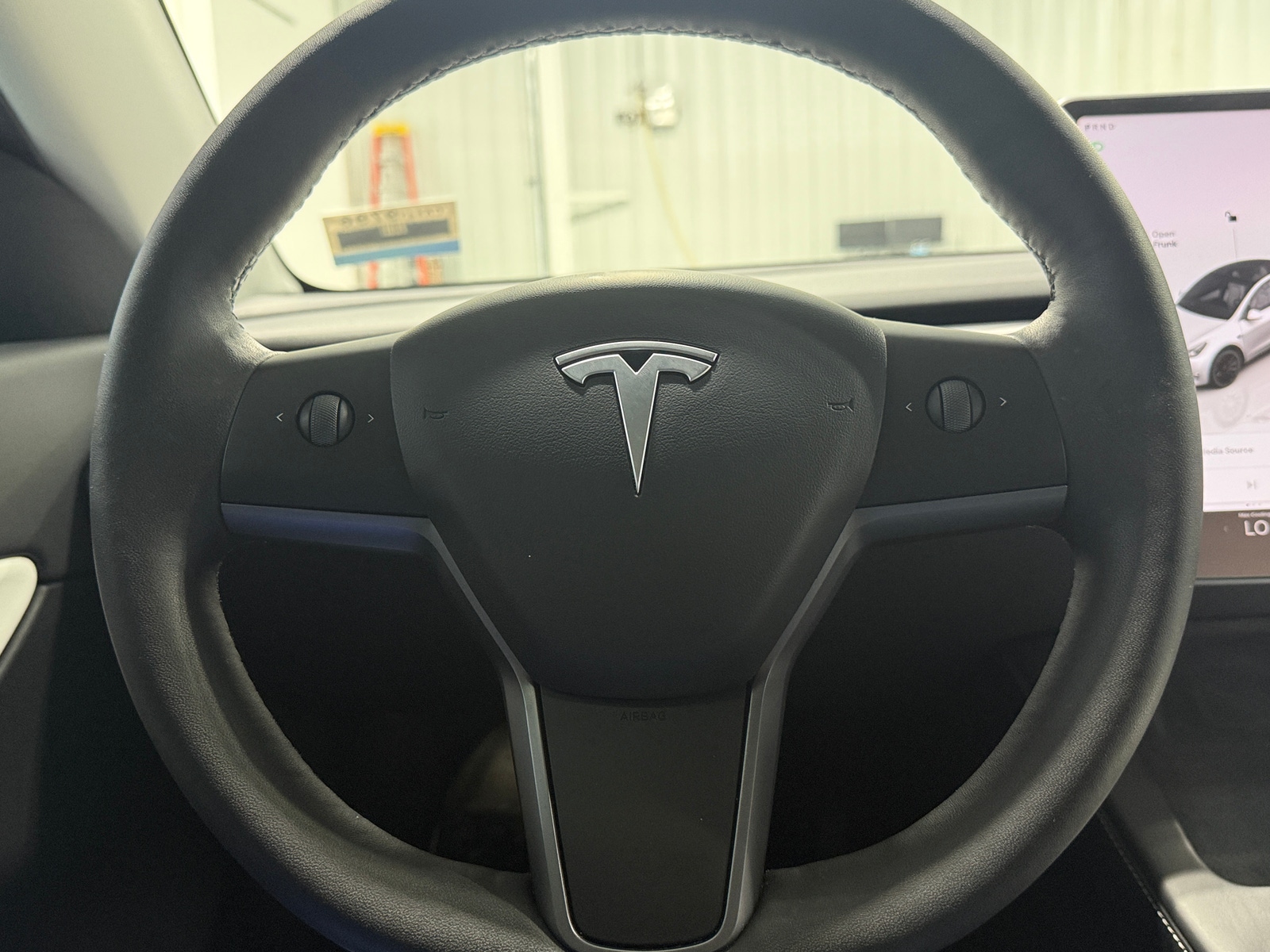 Thumbnail: 2022 Tesla Model Y - 3