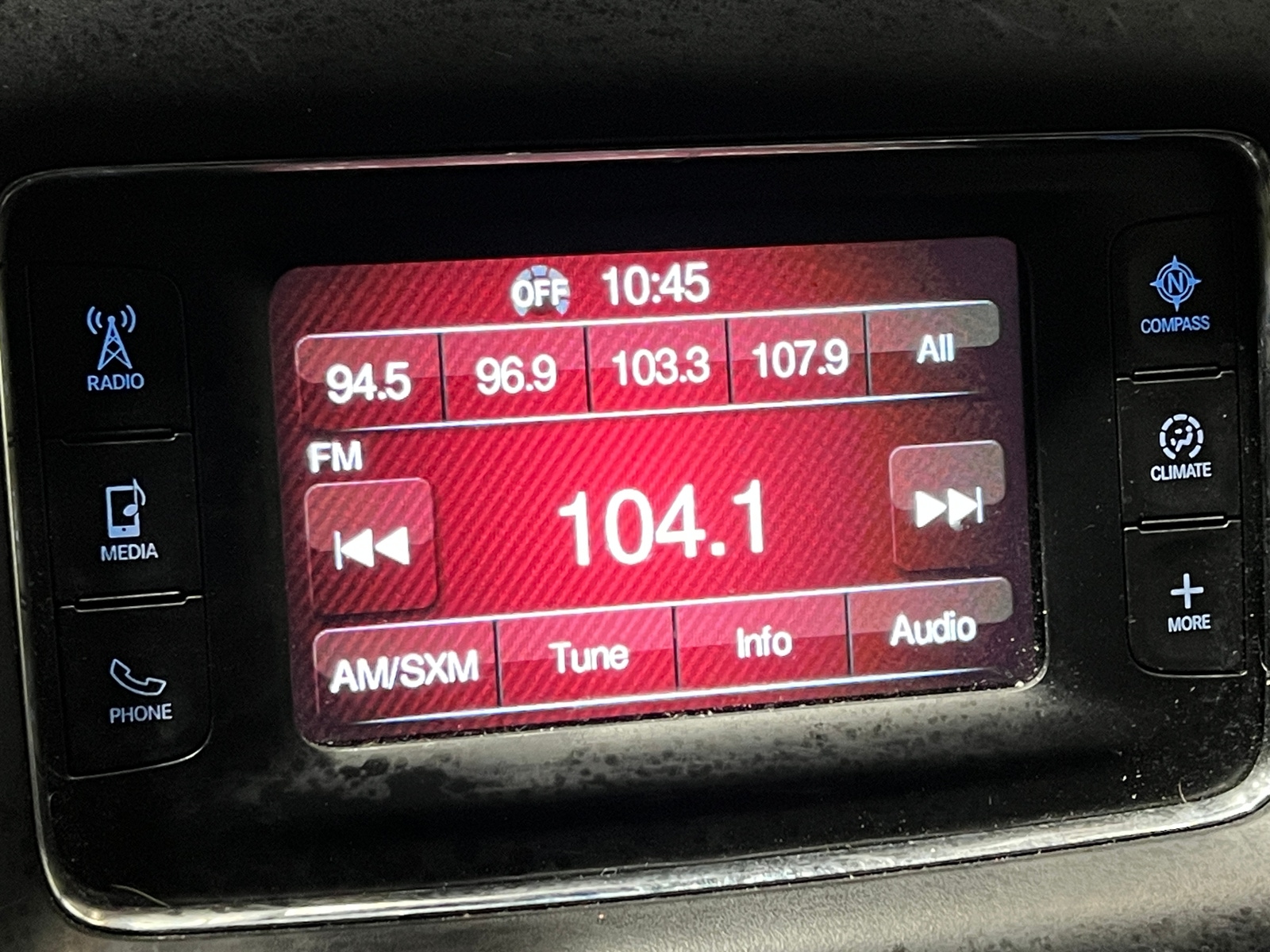 Thumbnail: 2017 Dodge Durango - 4