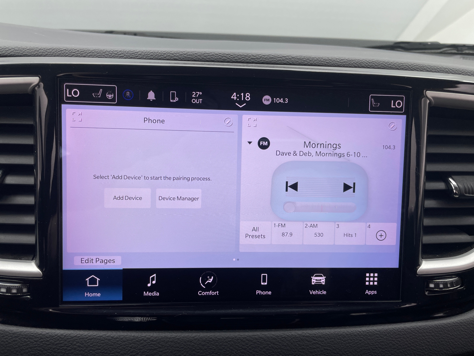 Thumbnail: 2023 Chrysler Pacifica - 3