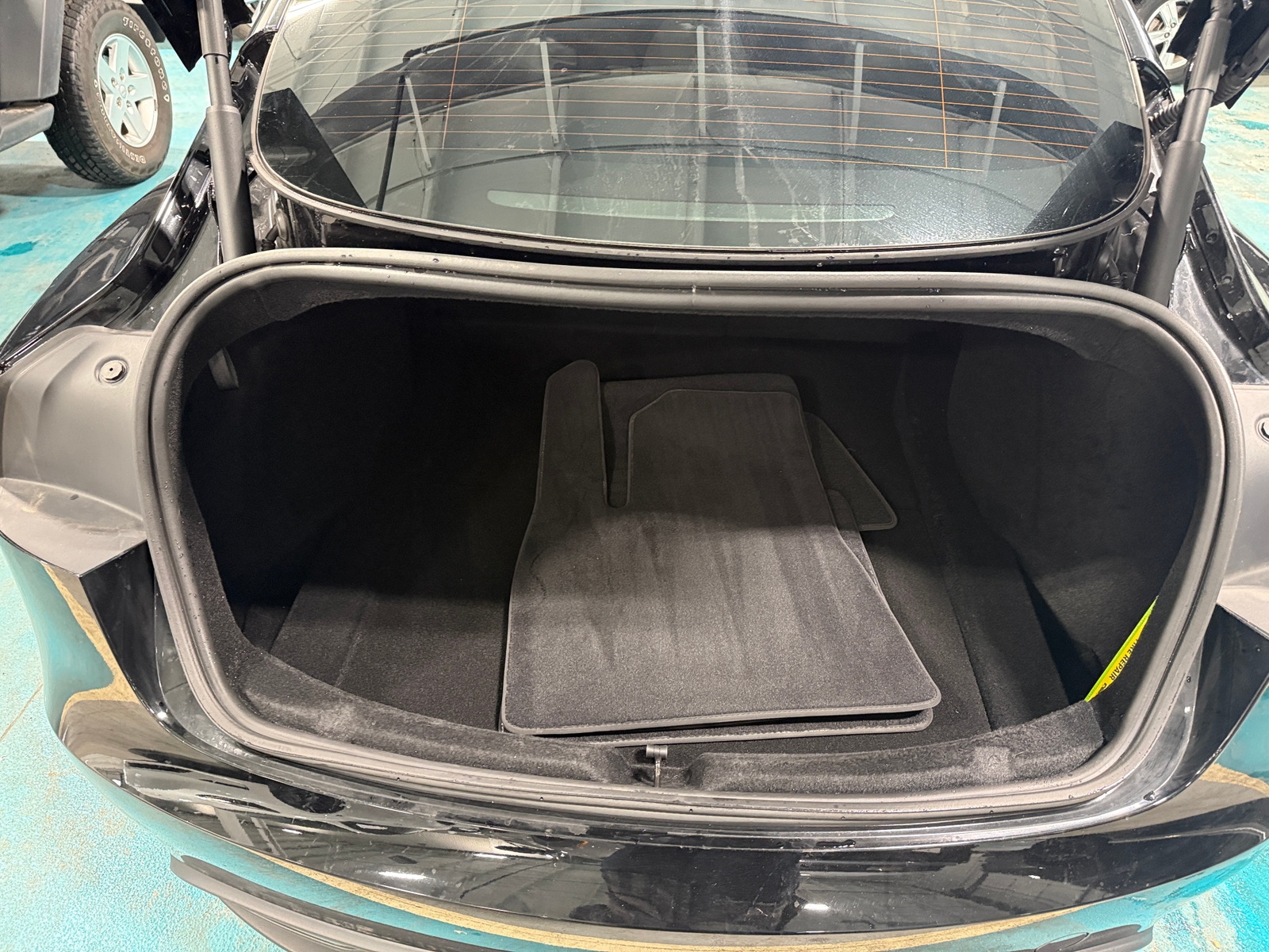 Thumbnail: 2025 Tesla Model 3 - 5