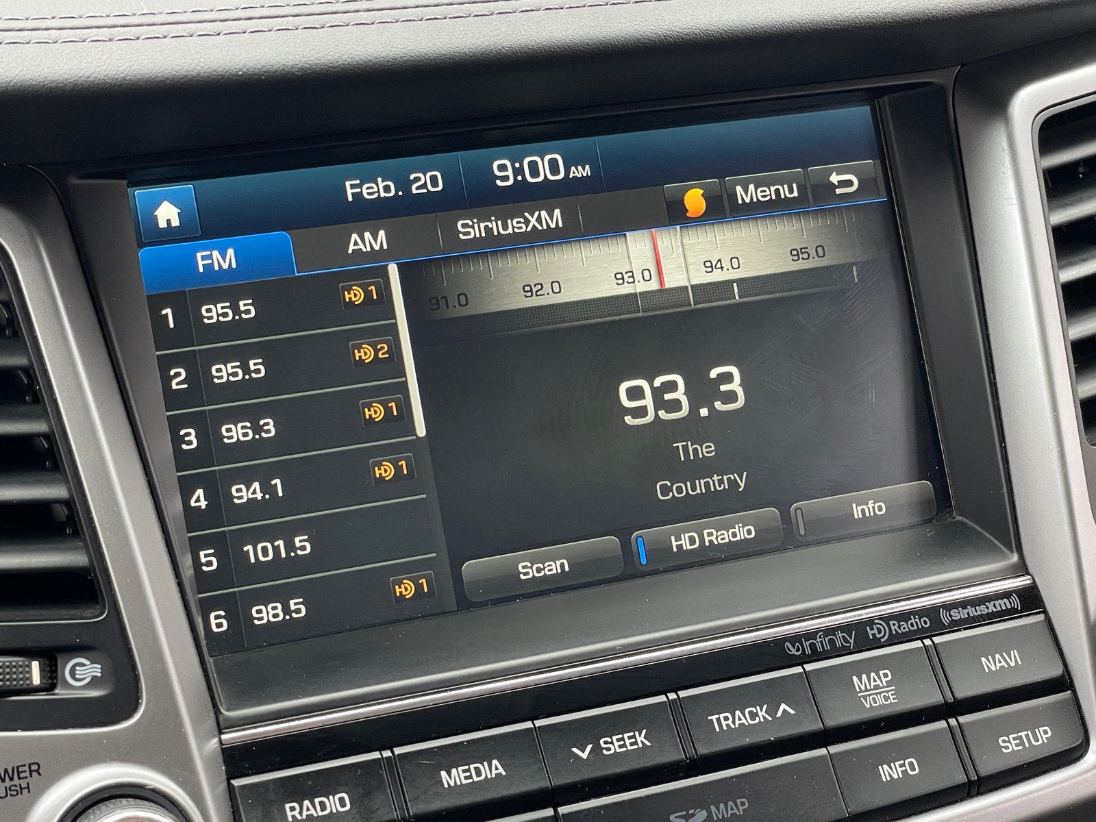 Thumbnail: 2017 Hyundai Tucson - 3