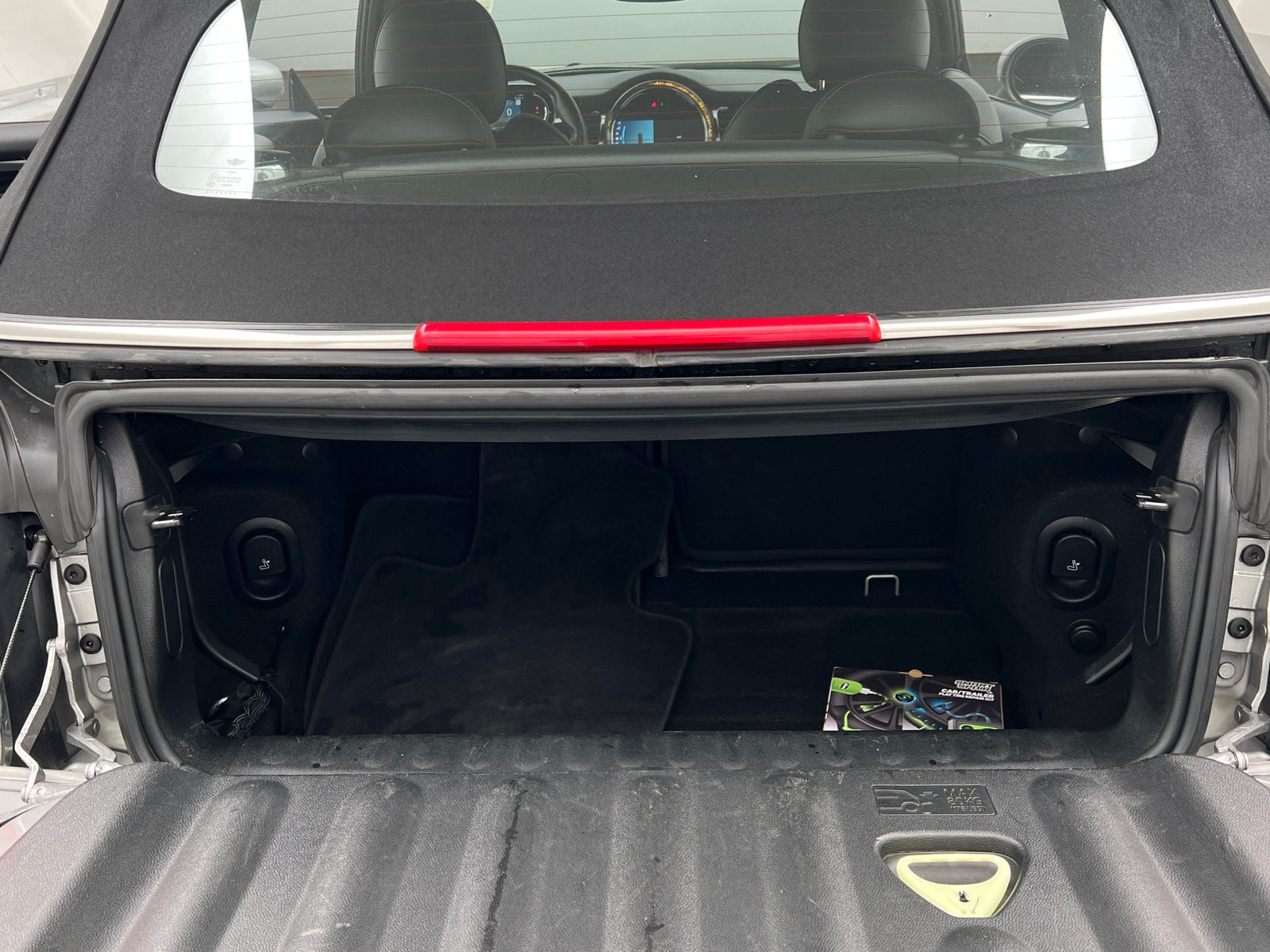 Thumbnail: 2024 MINI Cooper Convertible - 6