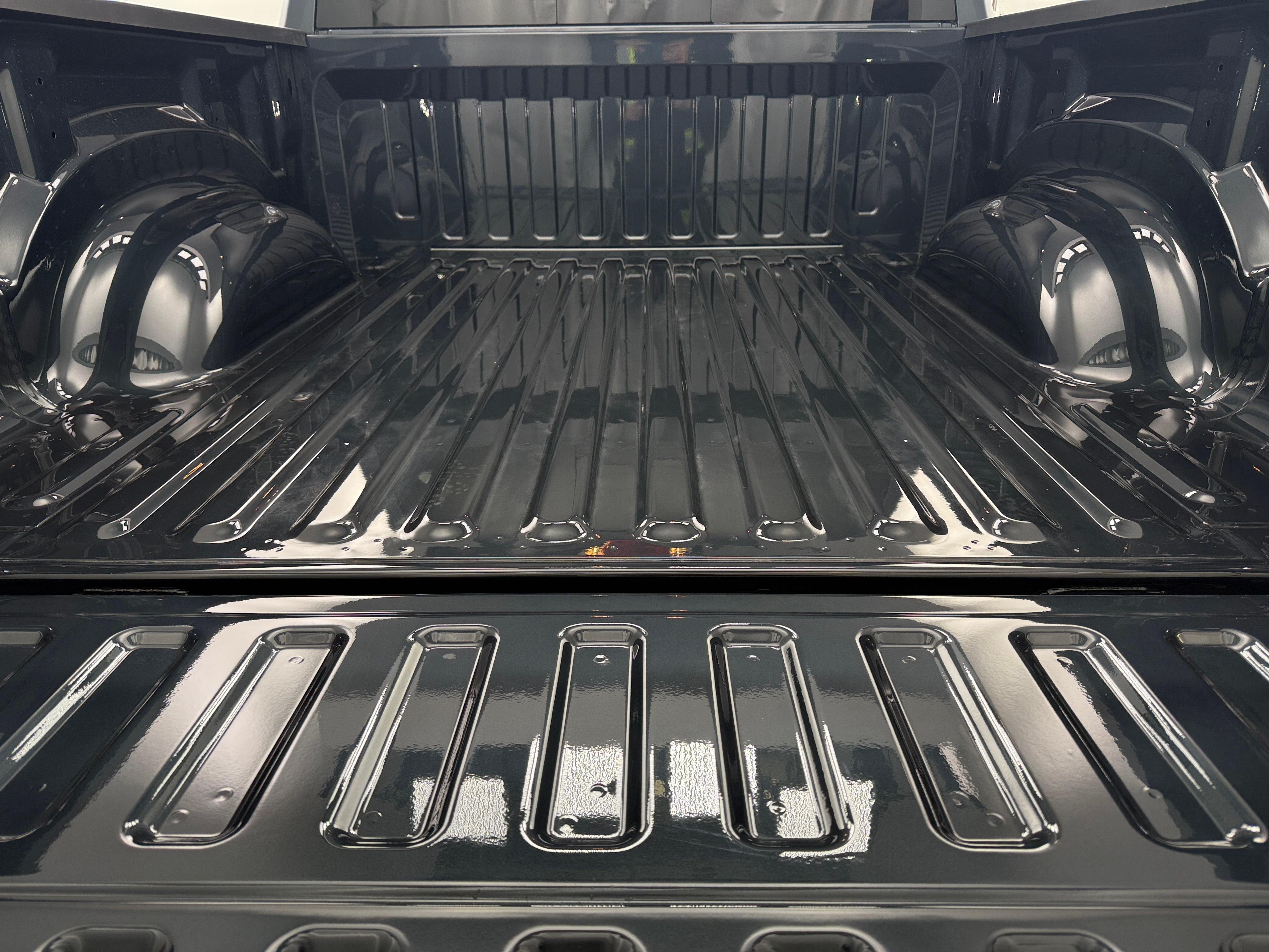 2026 RAM 1500 Rebel - Photo 6