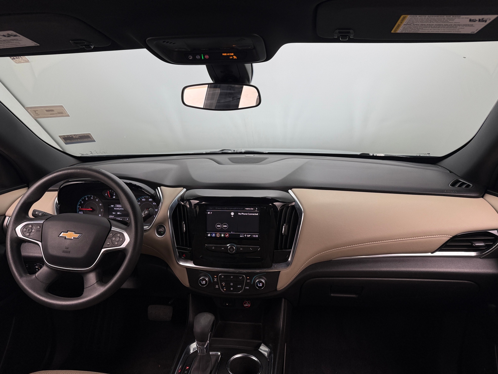 Thumbnail: 2023 Chevrolet Traverse - 3