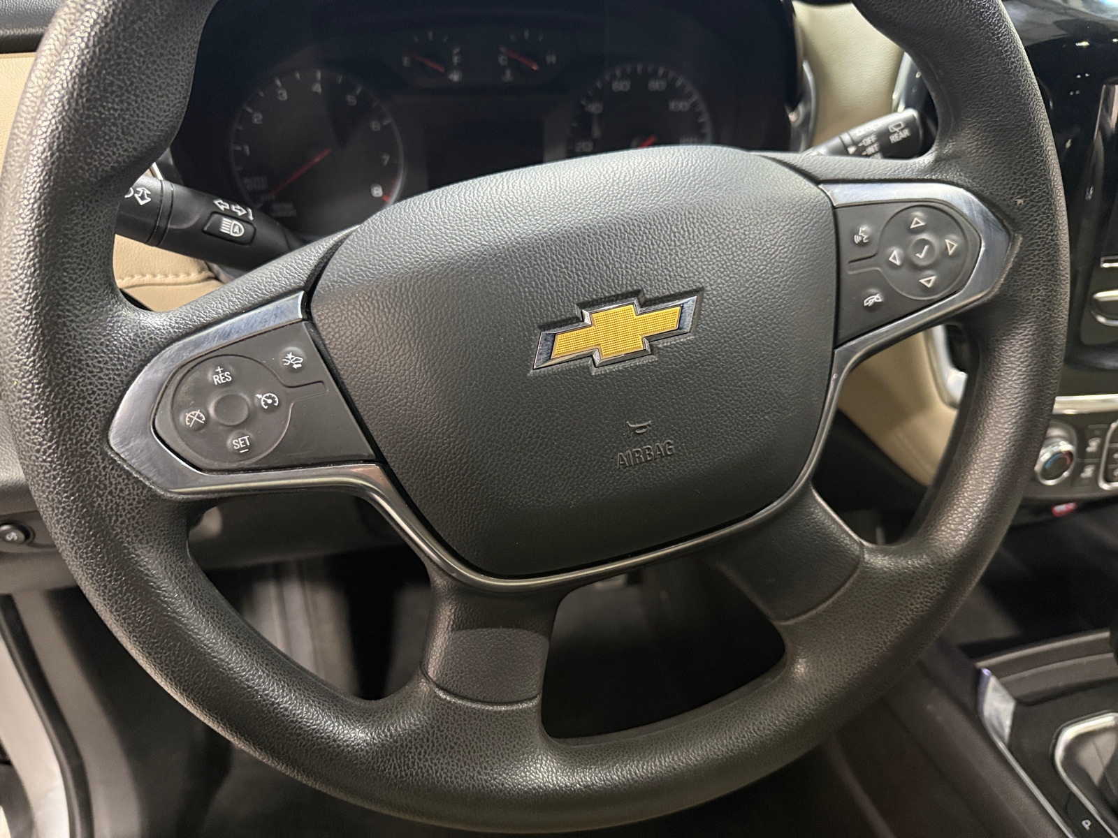 Thumbnail: 2023 Chevrolet Traverse - 5