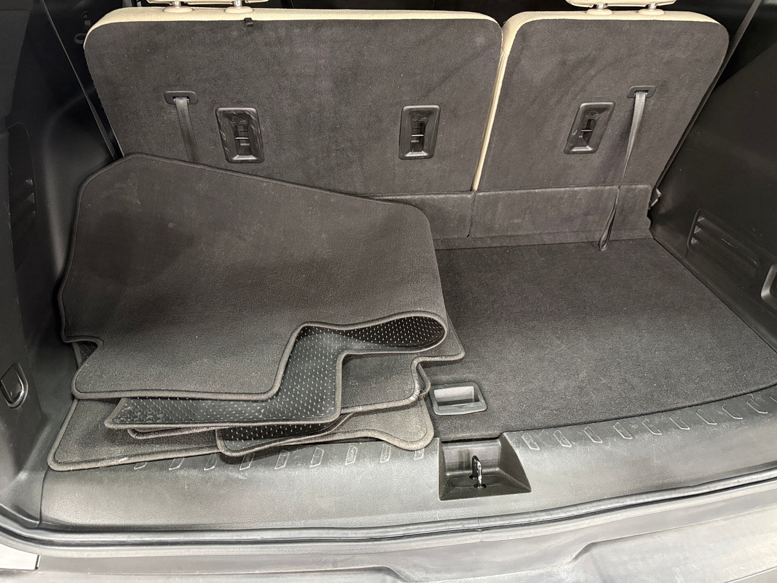 Thumbnail: 2023 Chevrolet Traverse - 7