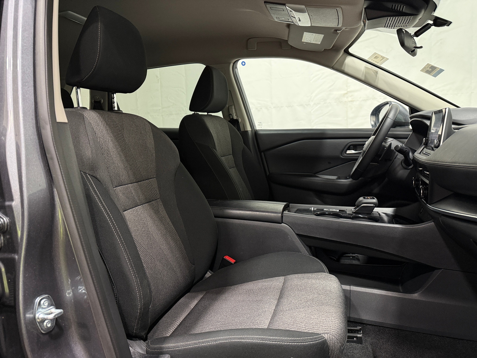 Thumbnail: 2025 Nissan Rogue - 2