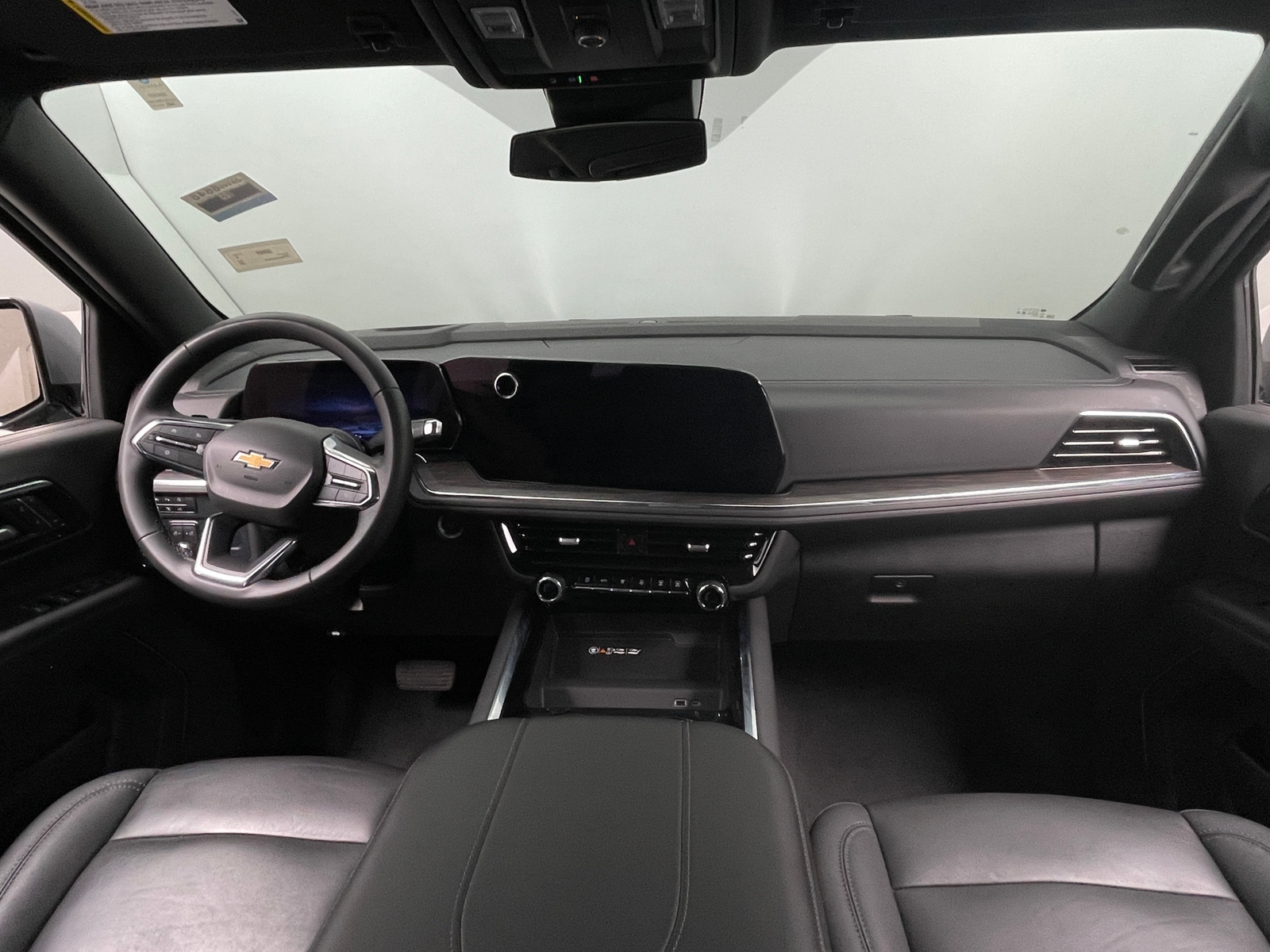 Thumbnail: 2025 Chevrolet Tahoe - 2