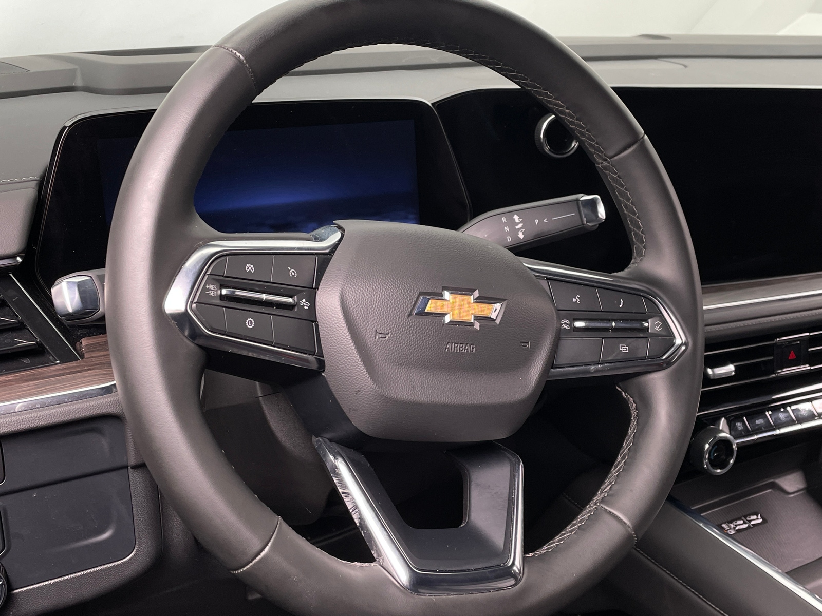 Thumbnail: 2025 Chevrolet Tahoe - 4