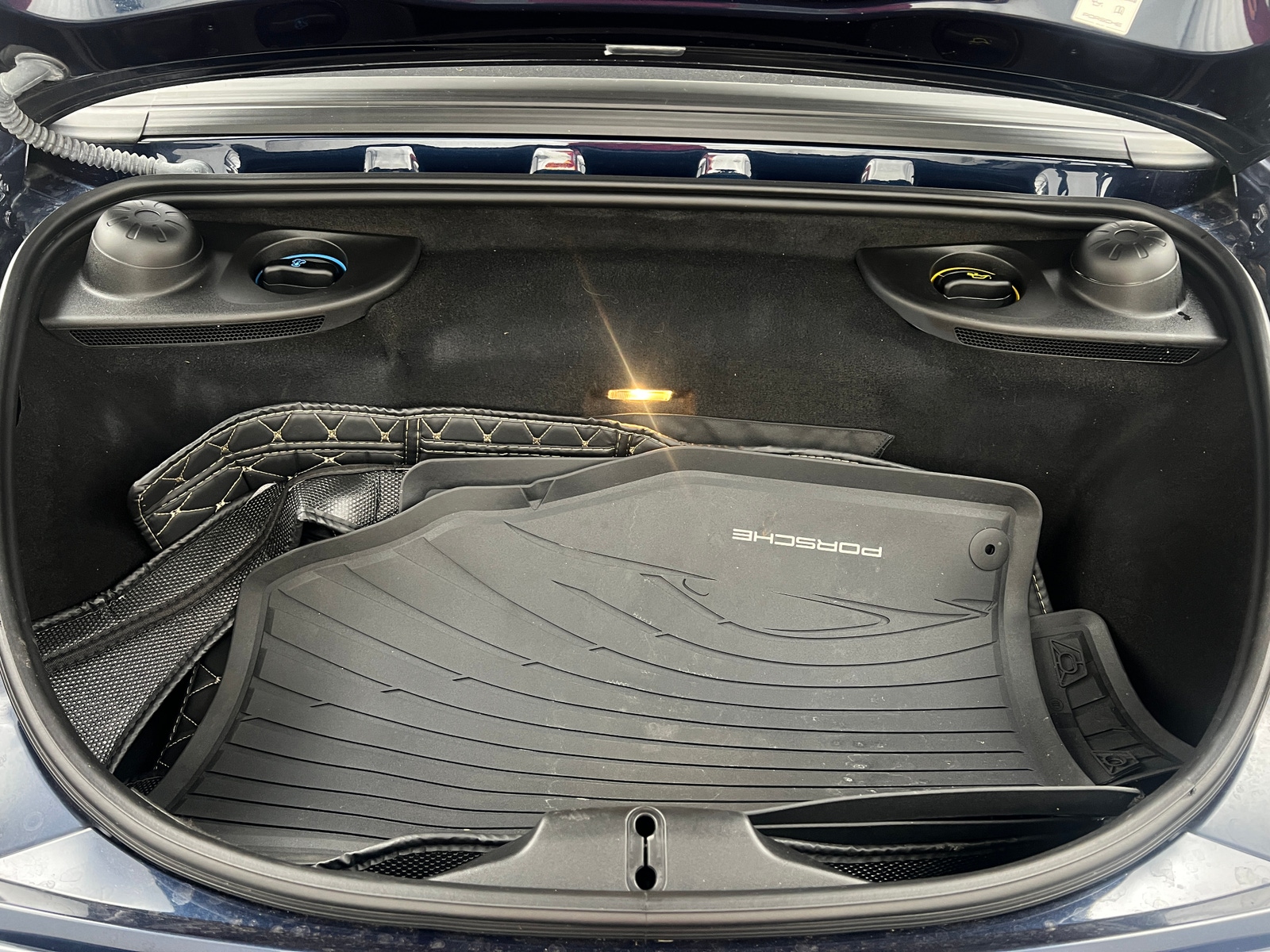 Thumbnail: 2015 Porsche Boxster - 4