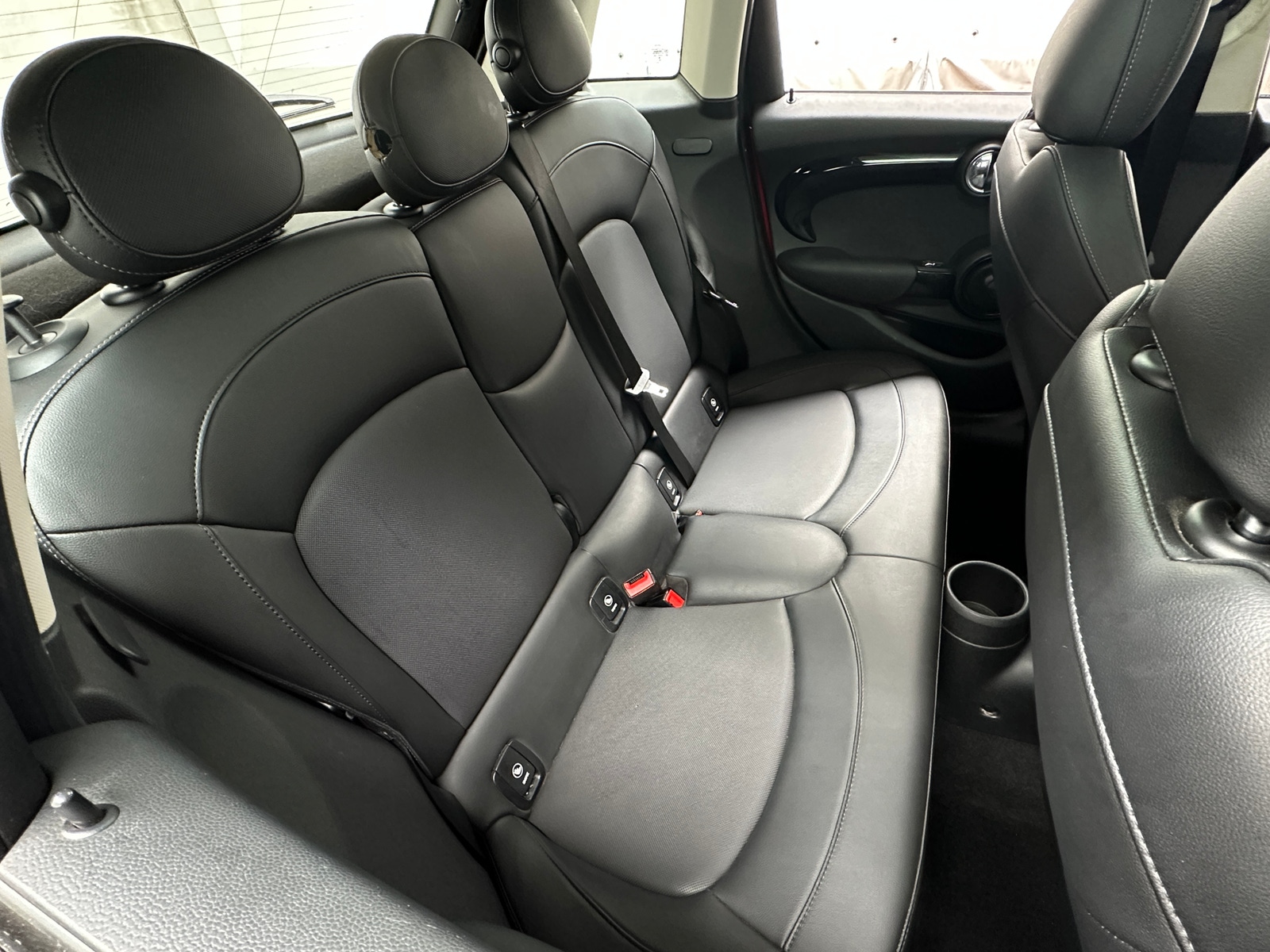 Thumbnail: 2018 MINI Cooper Hardtop - 5