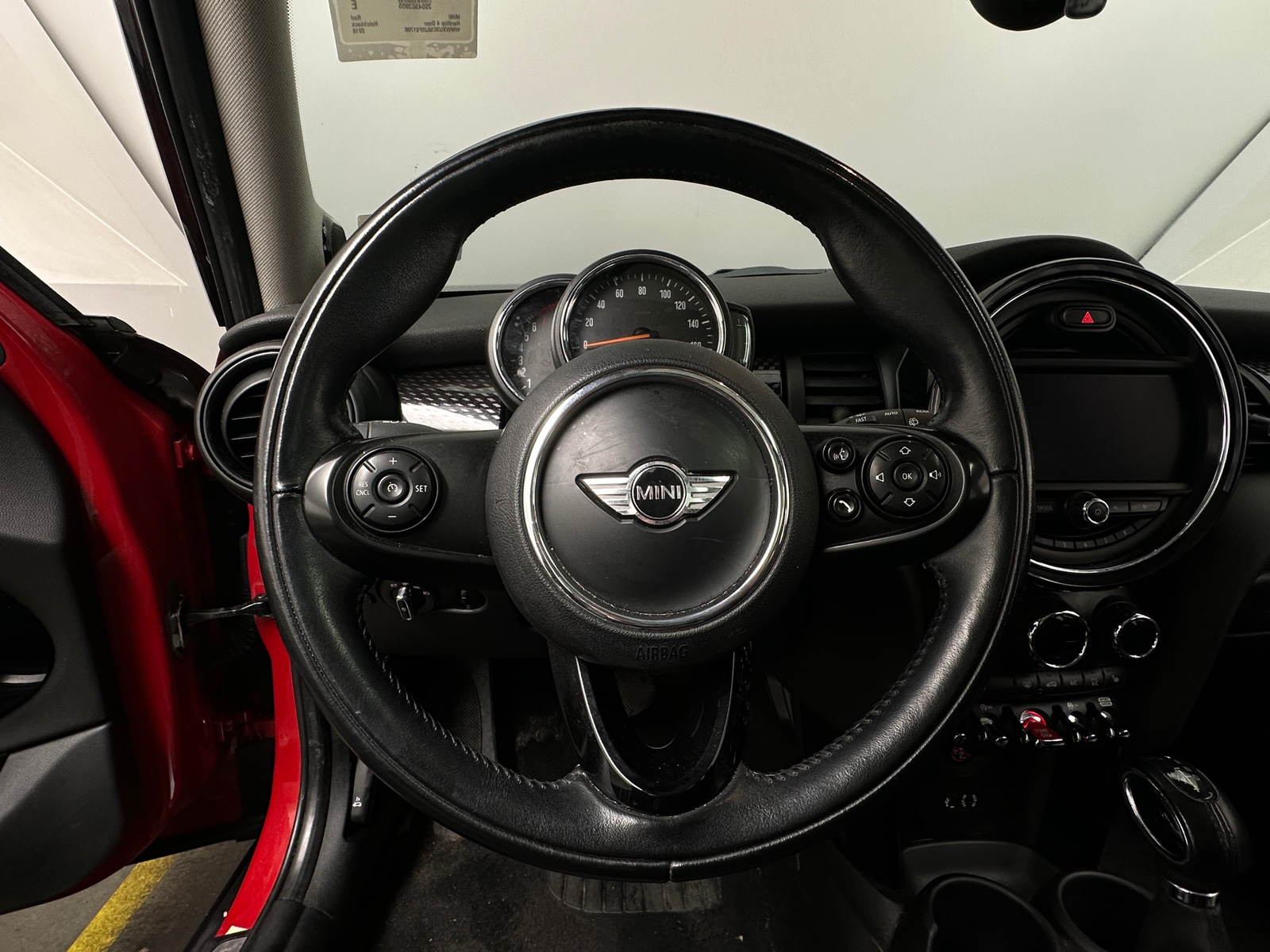 Thumbnail: 2018 MINI Cooper Hardtop - 4