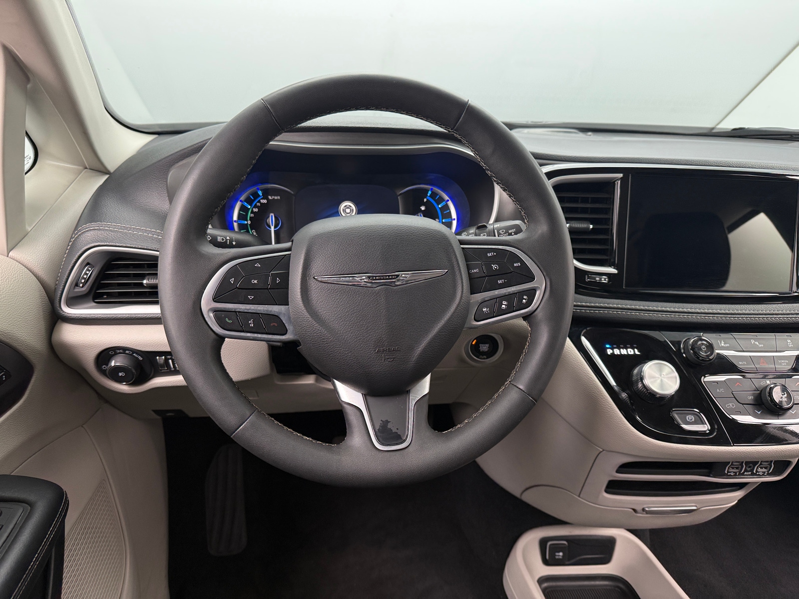 Thumbnail: 2024 Chrysler Pacifica - 5